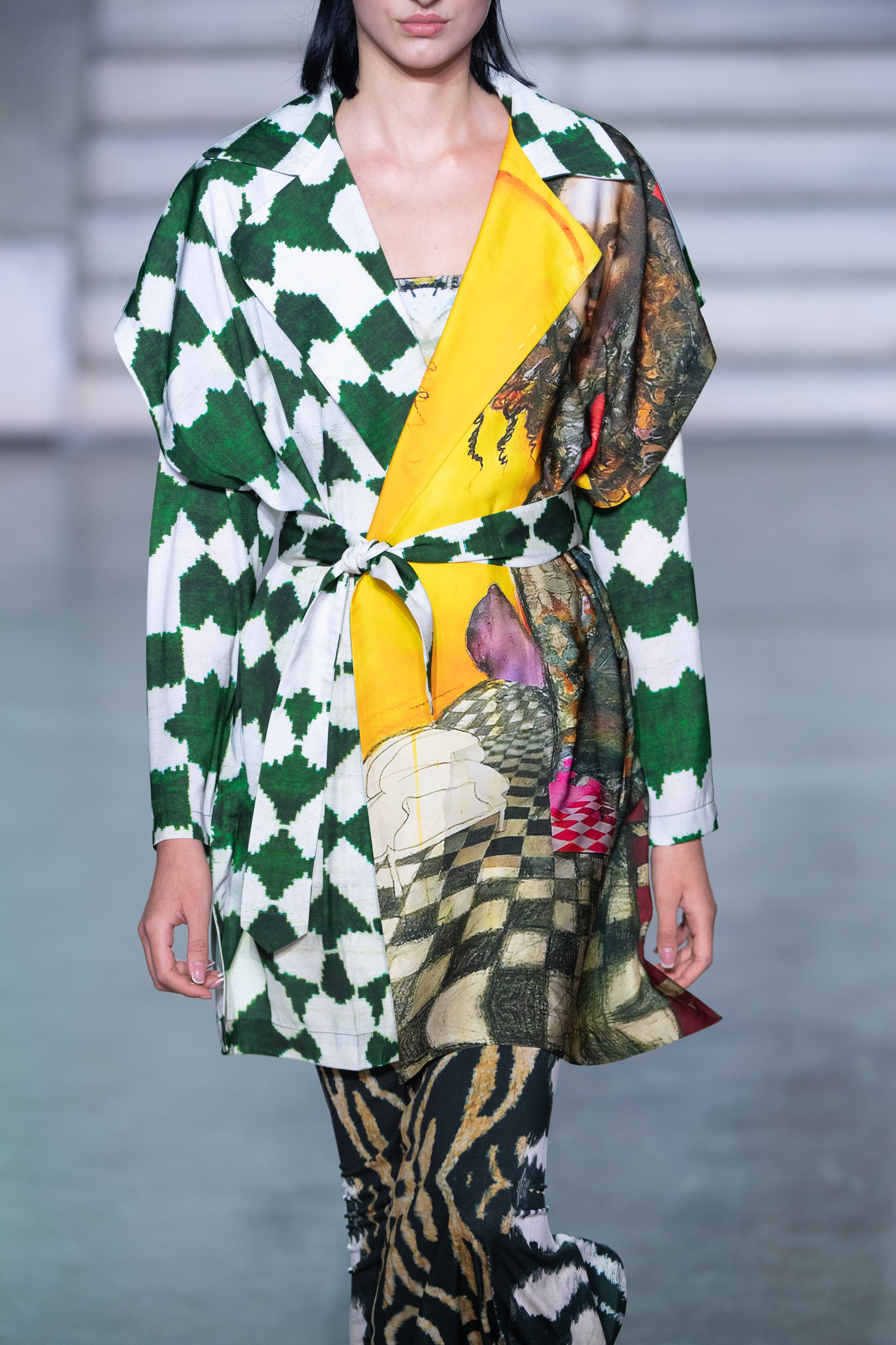 She in the wind - 97 Blouse