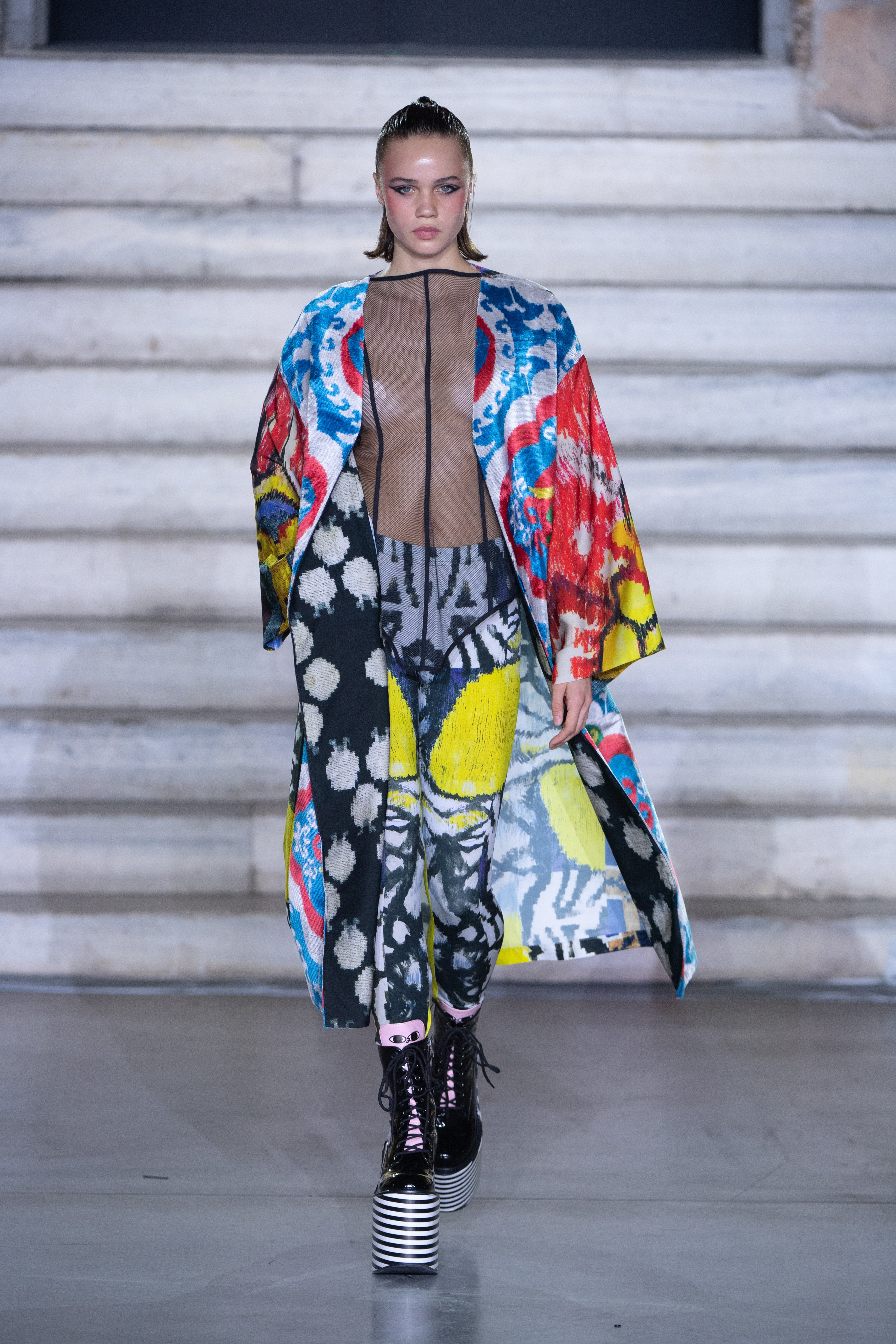 She in the wind - 62 Kimono