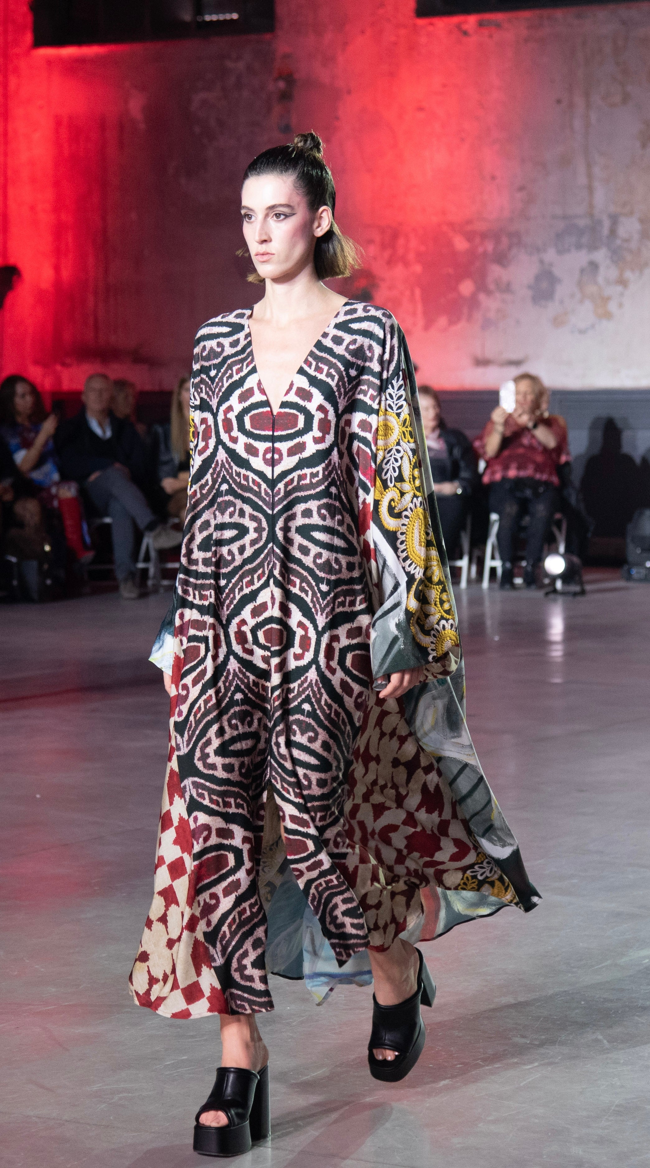 She in the wind - 54 Kimono