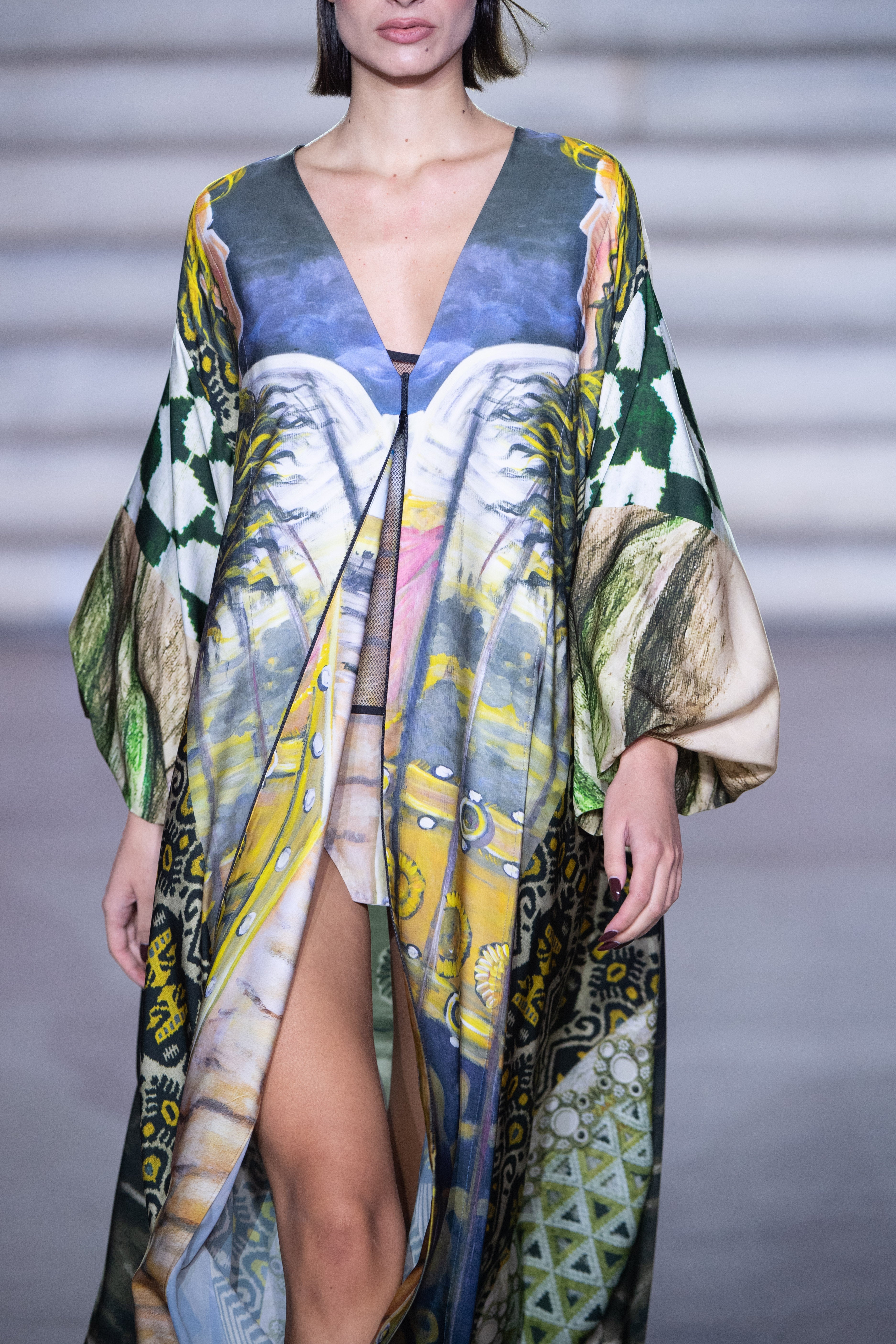 She in the wind - 56 Kimono