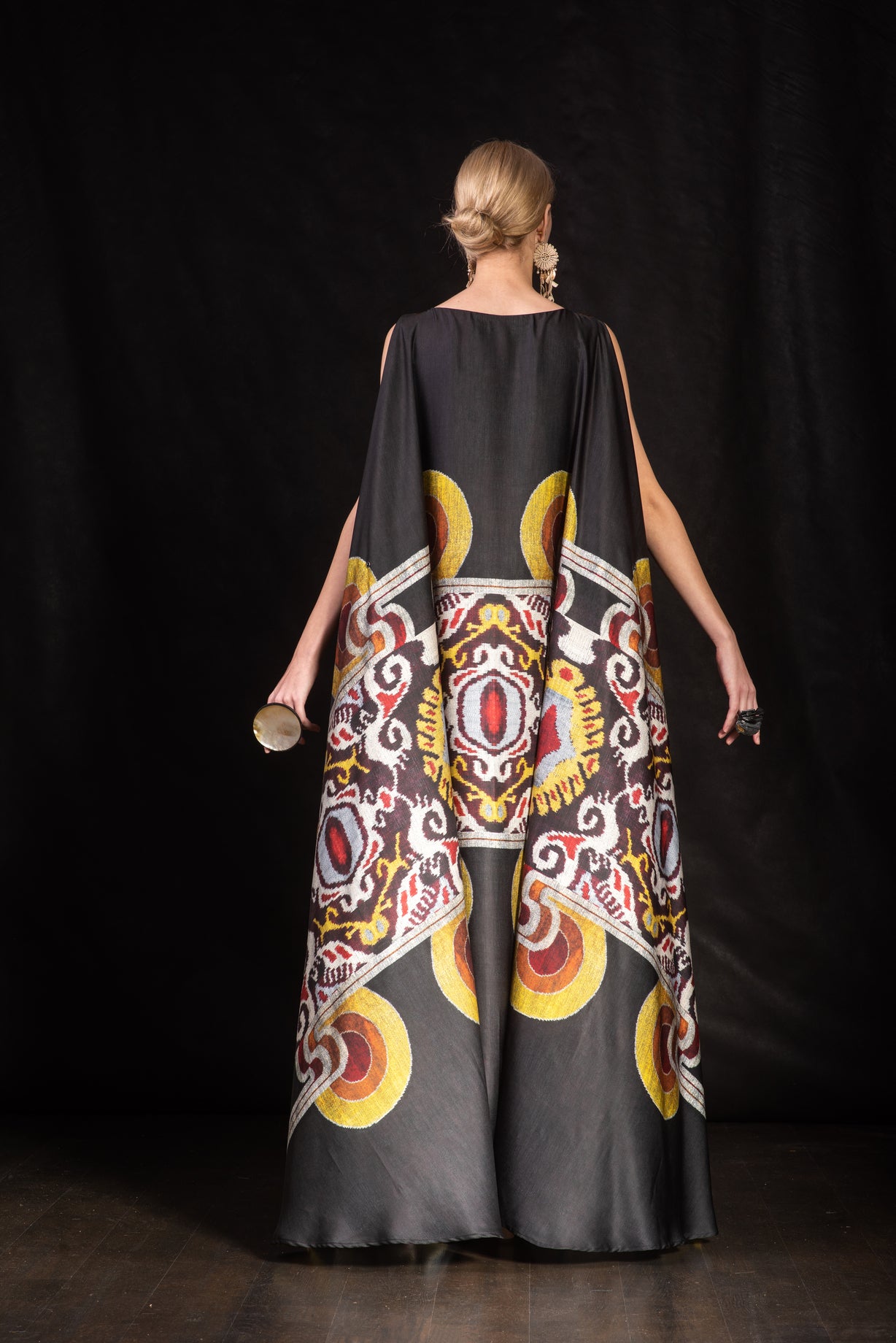 OPTIMISM - 15 KAFTAN DRESS