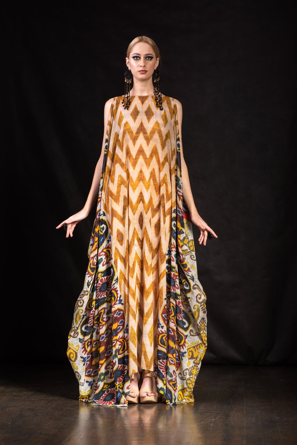 OPTIMISM - 51 KAFTAN DRESS