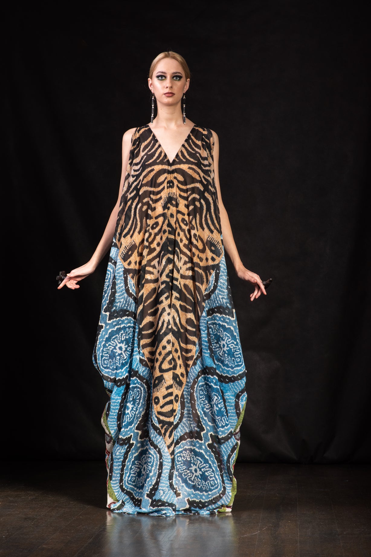 OPTIMISM - 55 KAFTAN DRESS