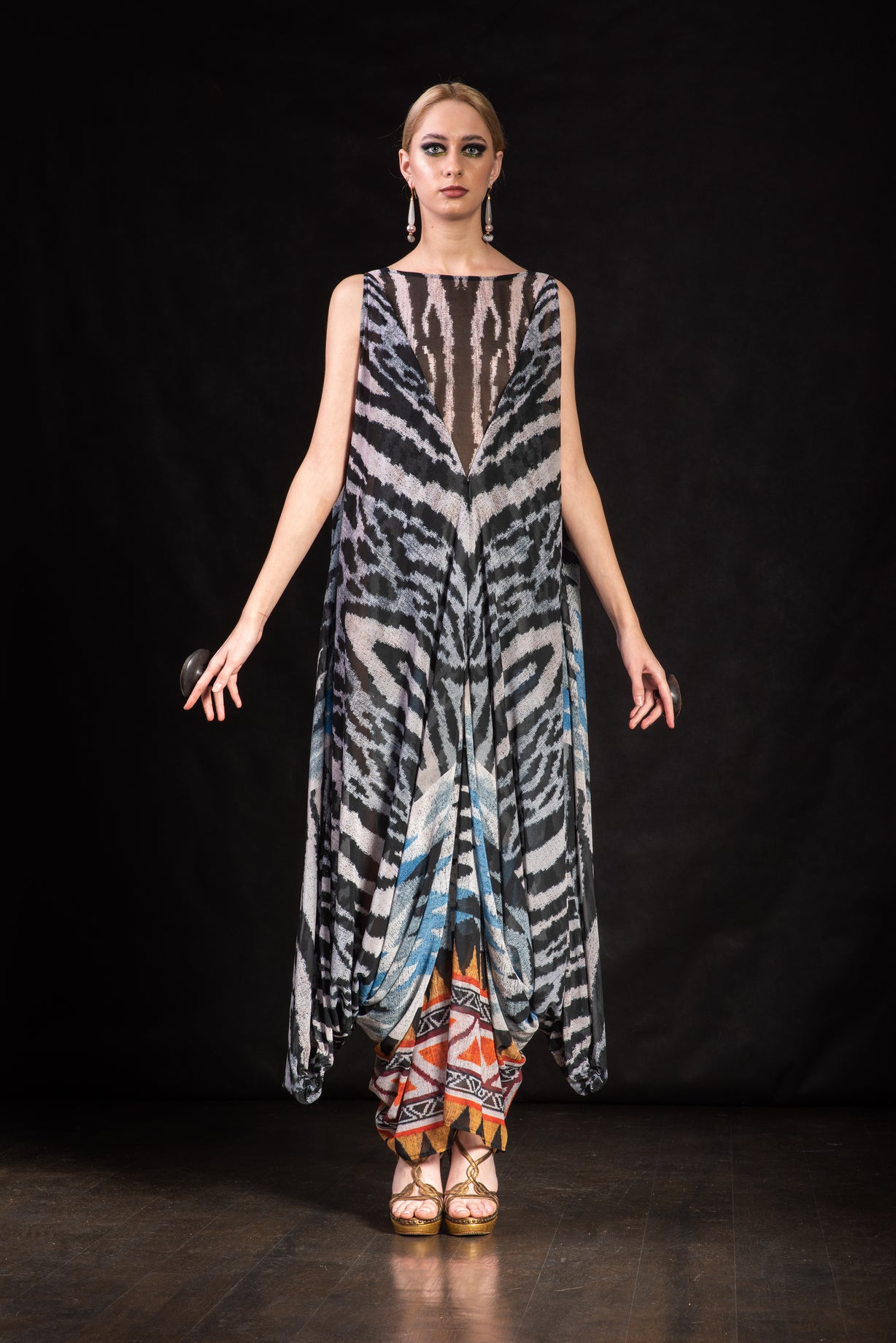 OPTIMISM - 65 KAFTAN DRESS