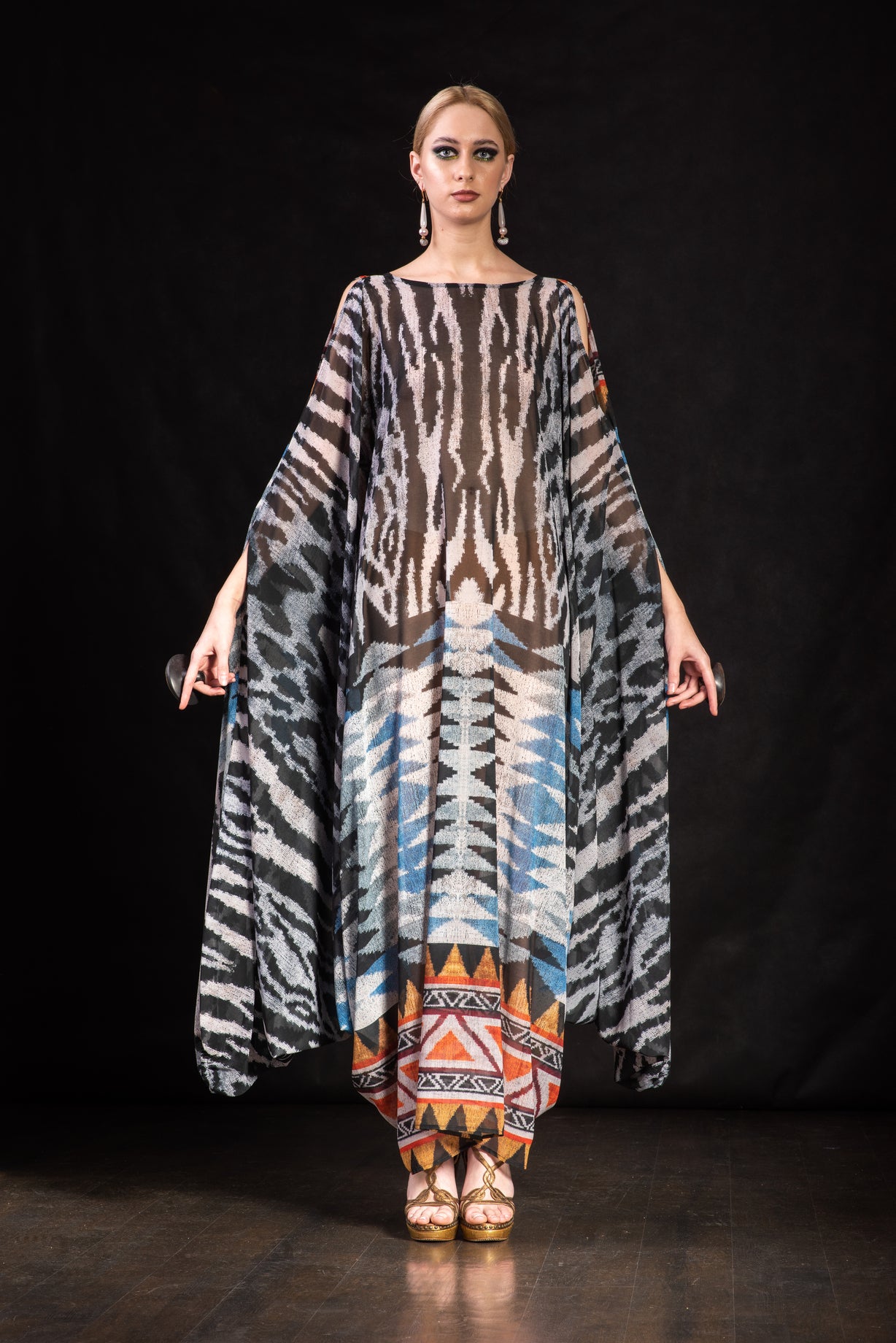 OPTIMISM - 65 KAFTAN DRESS