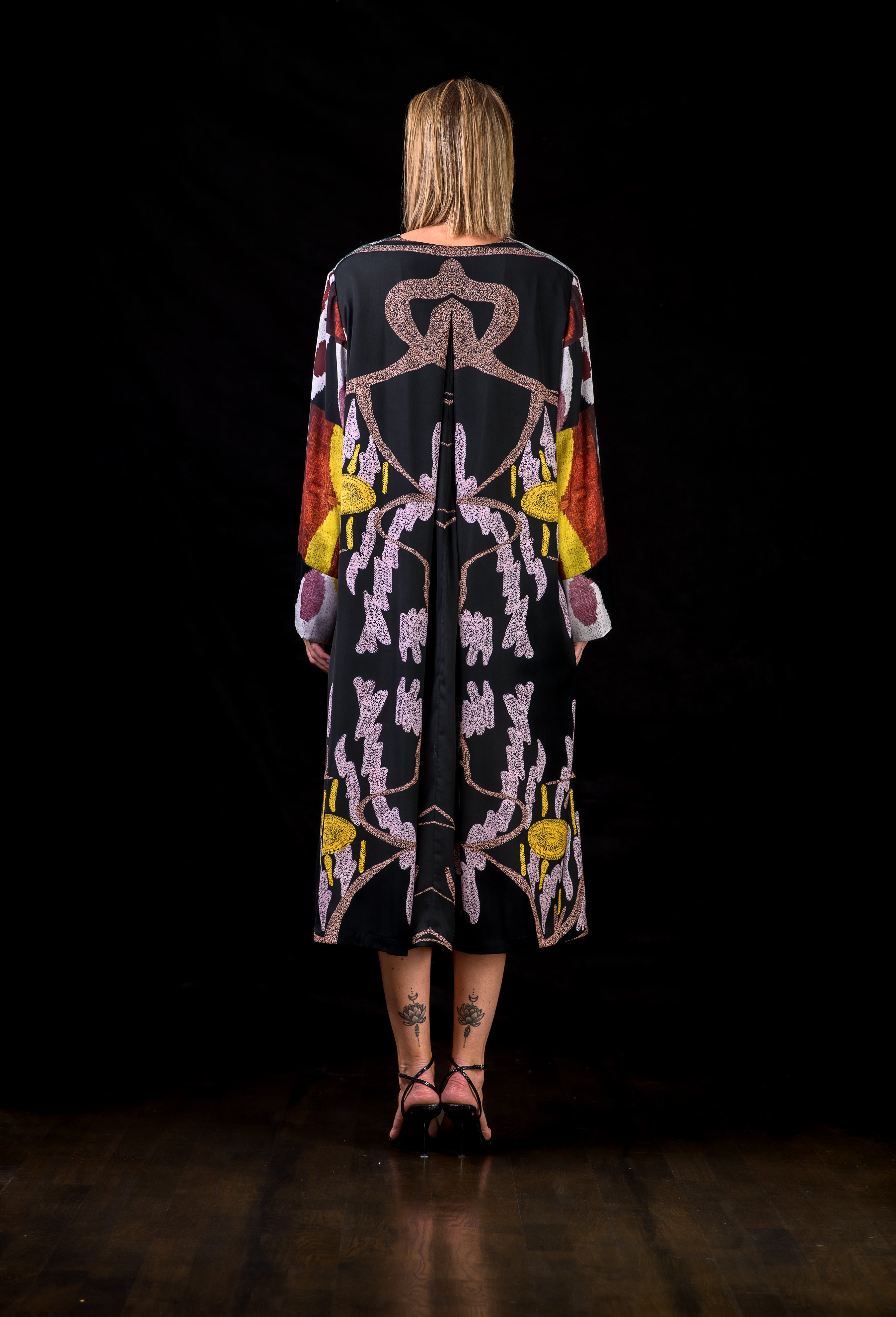 Whispers of the earth - 26 Kimono