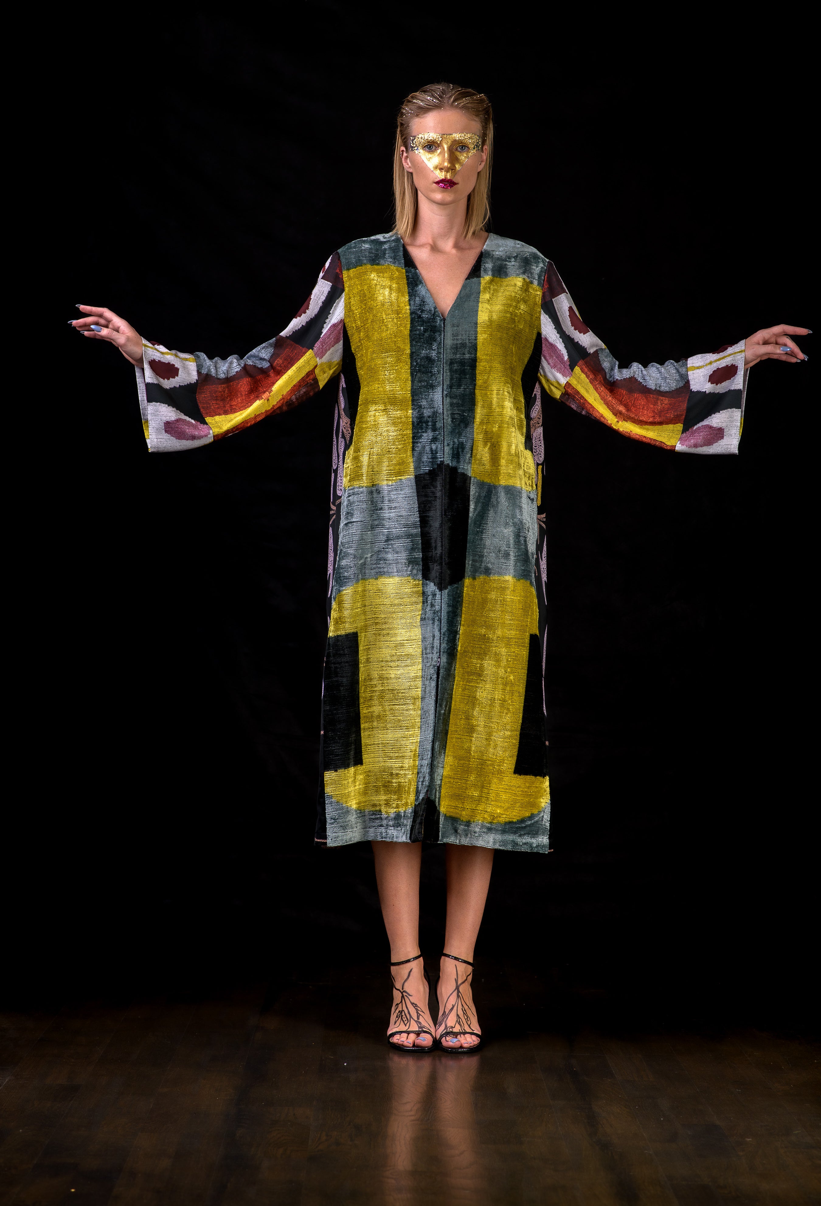 Whispers of the earth - 26 Kimono