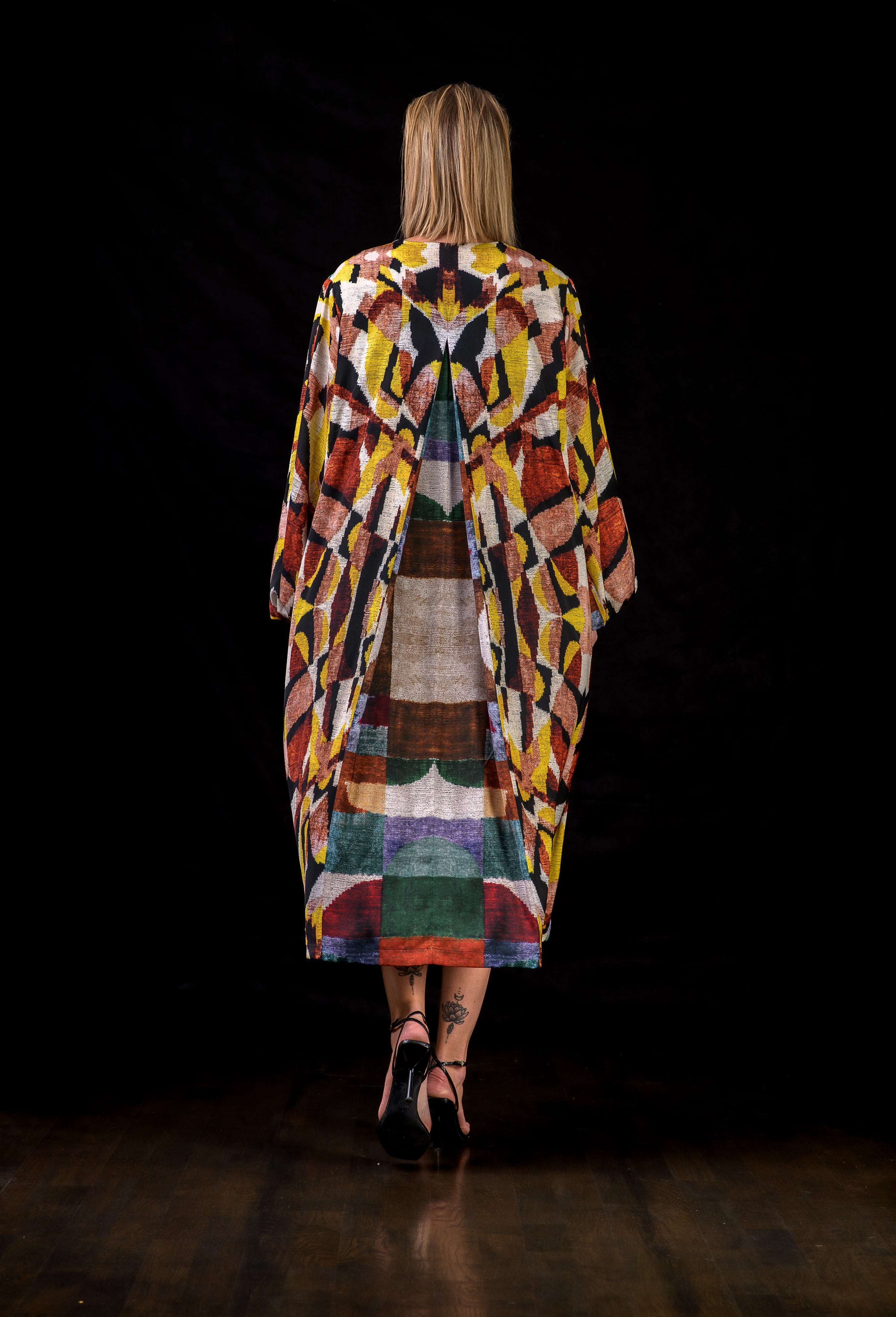 Whispers of the earth - 24 Kimono