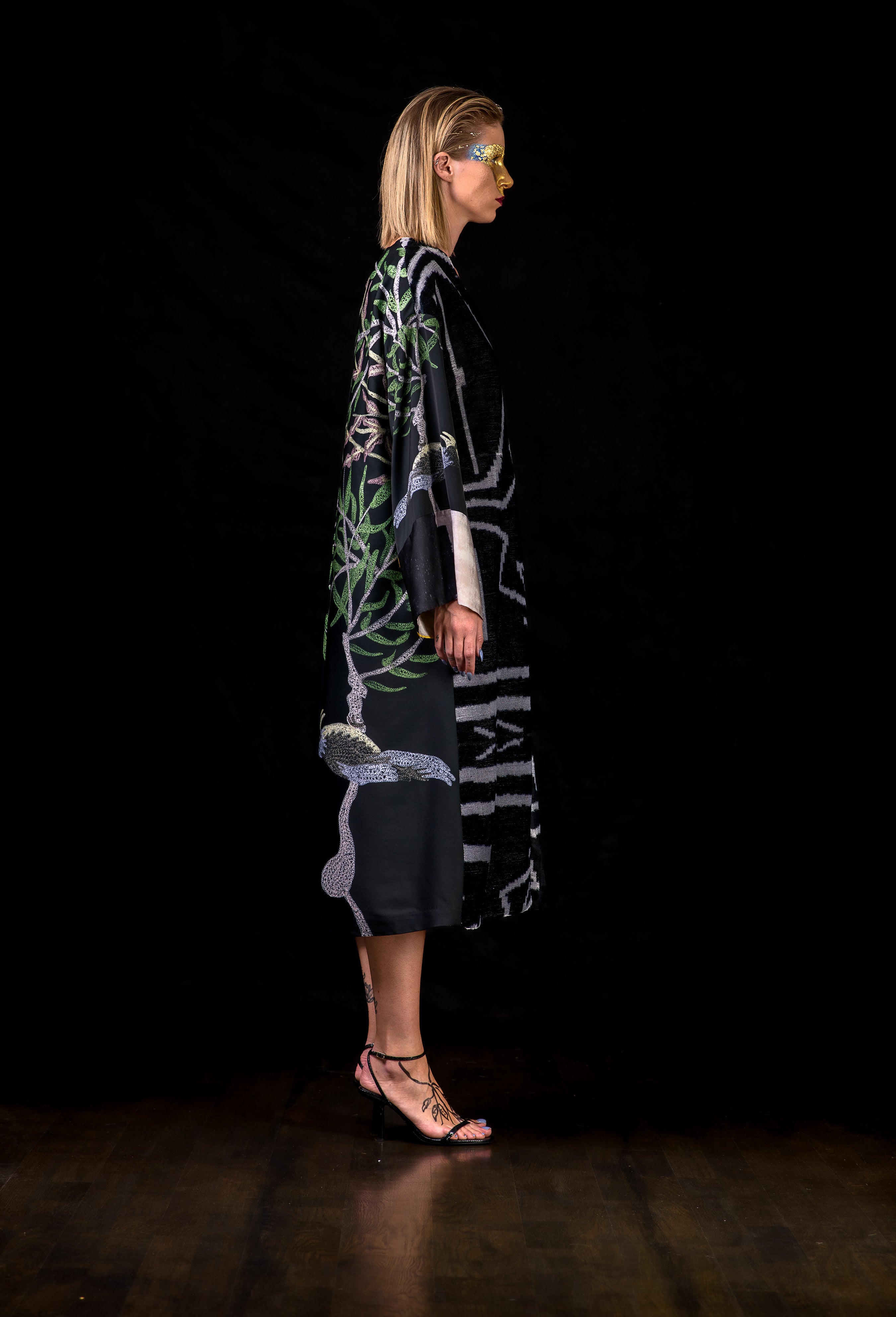 Whispers of the earth - 21 Kimono