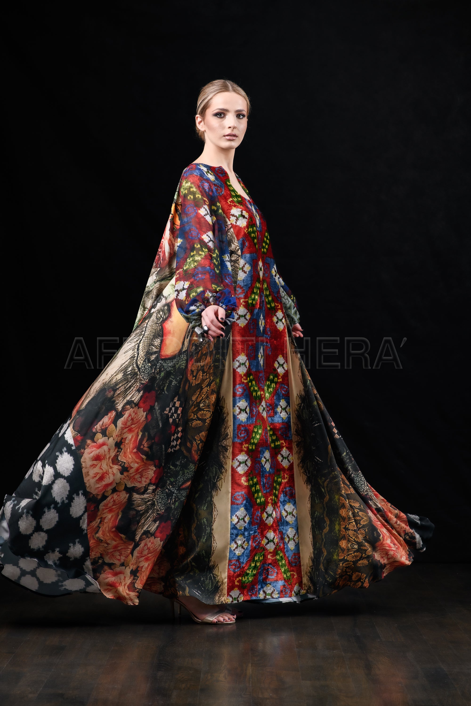 She in the wind - 06 Kaftan Dress