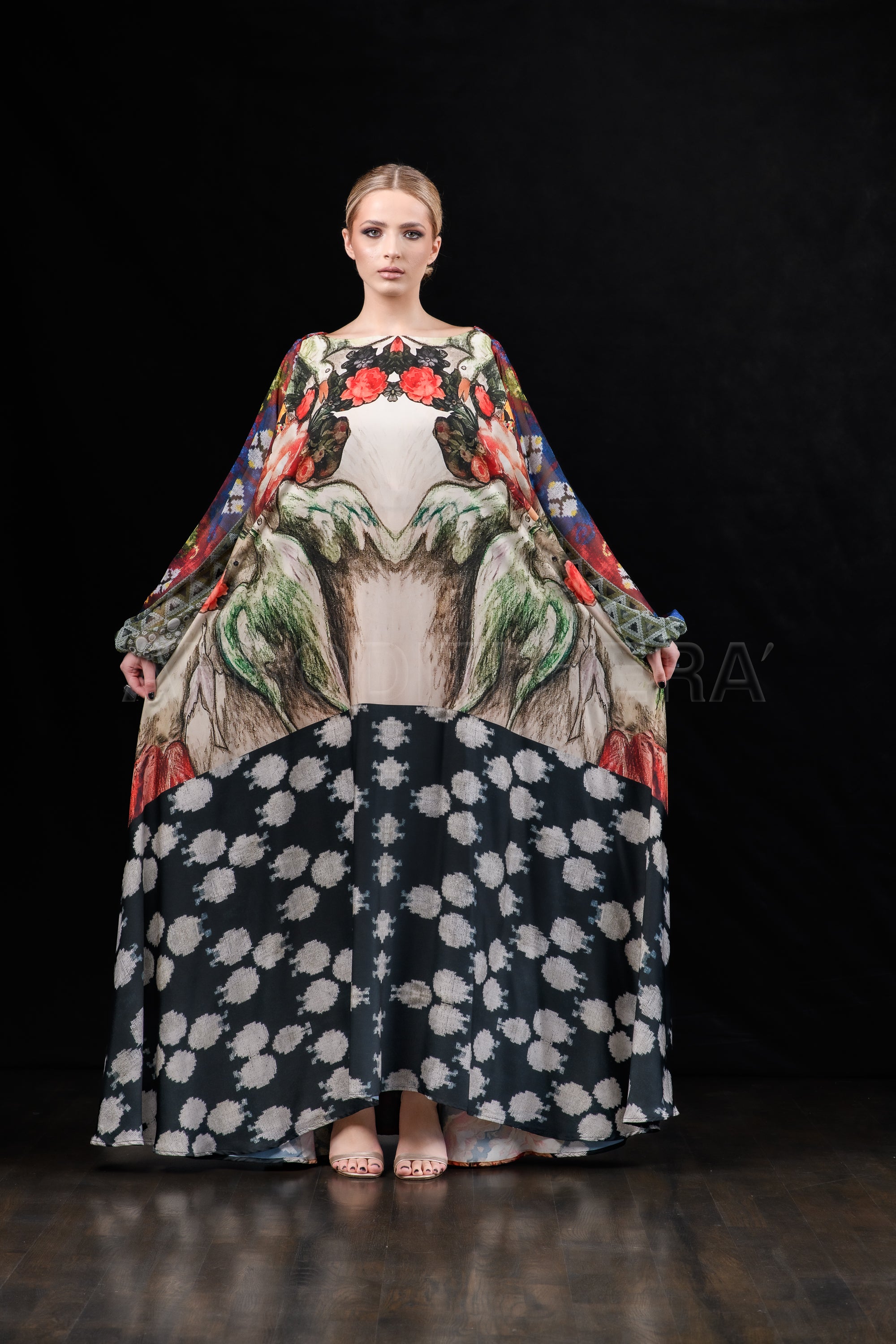 She in the wind - 06 Kaftan Dress
