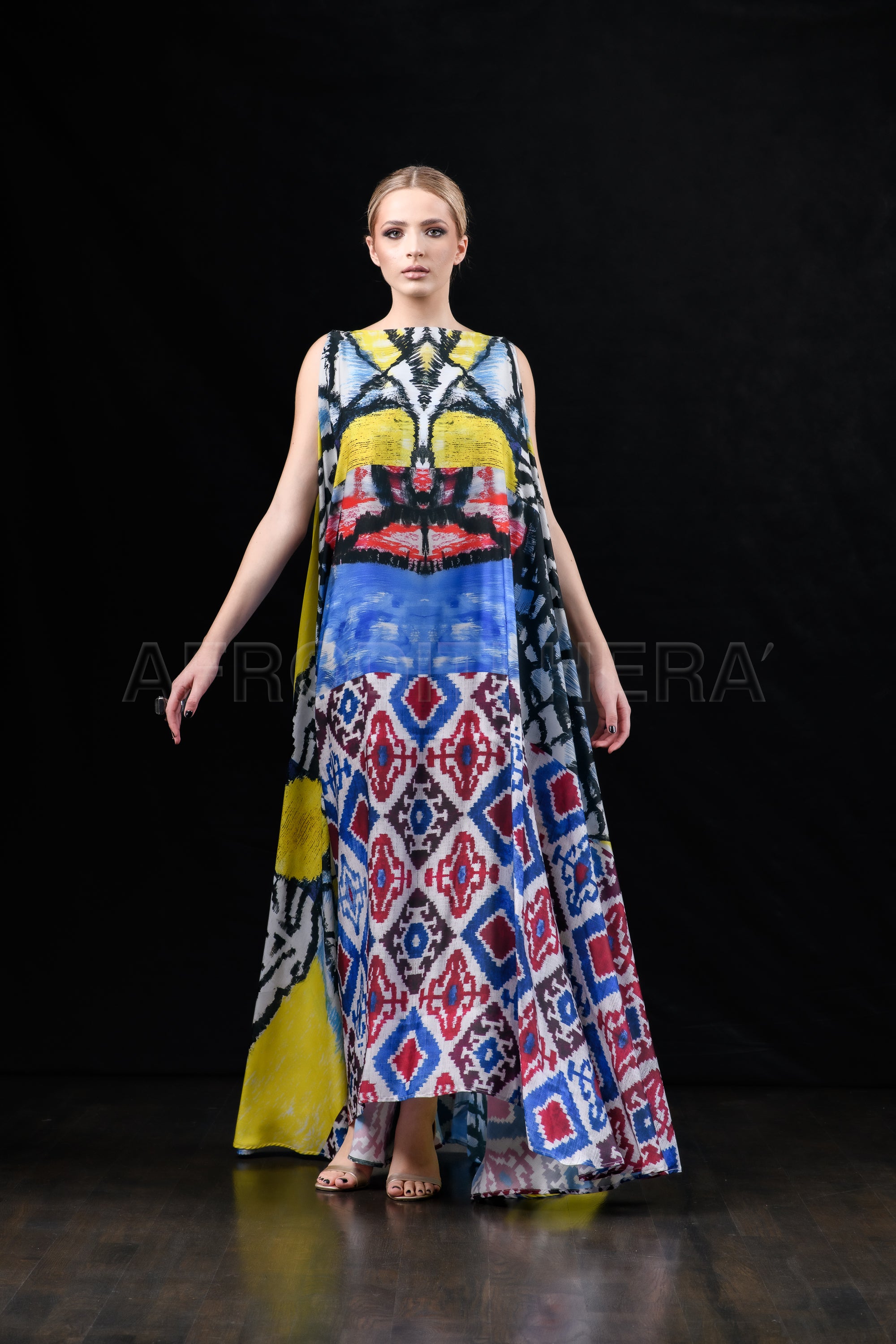 She in the wind - 07 Kaftan Dress
