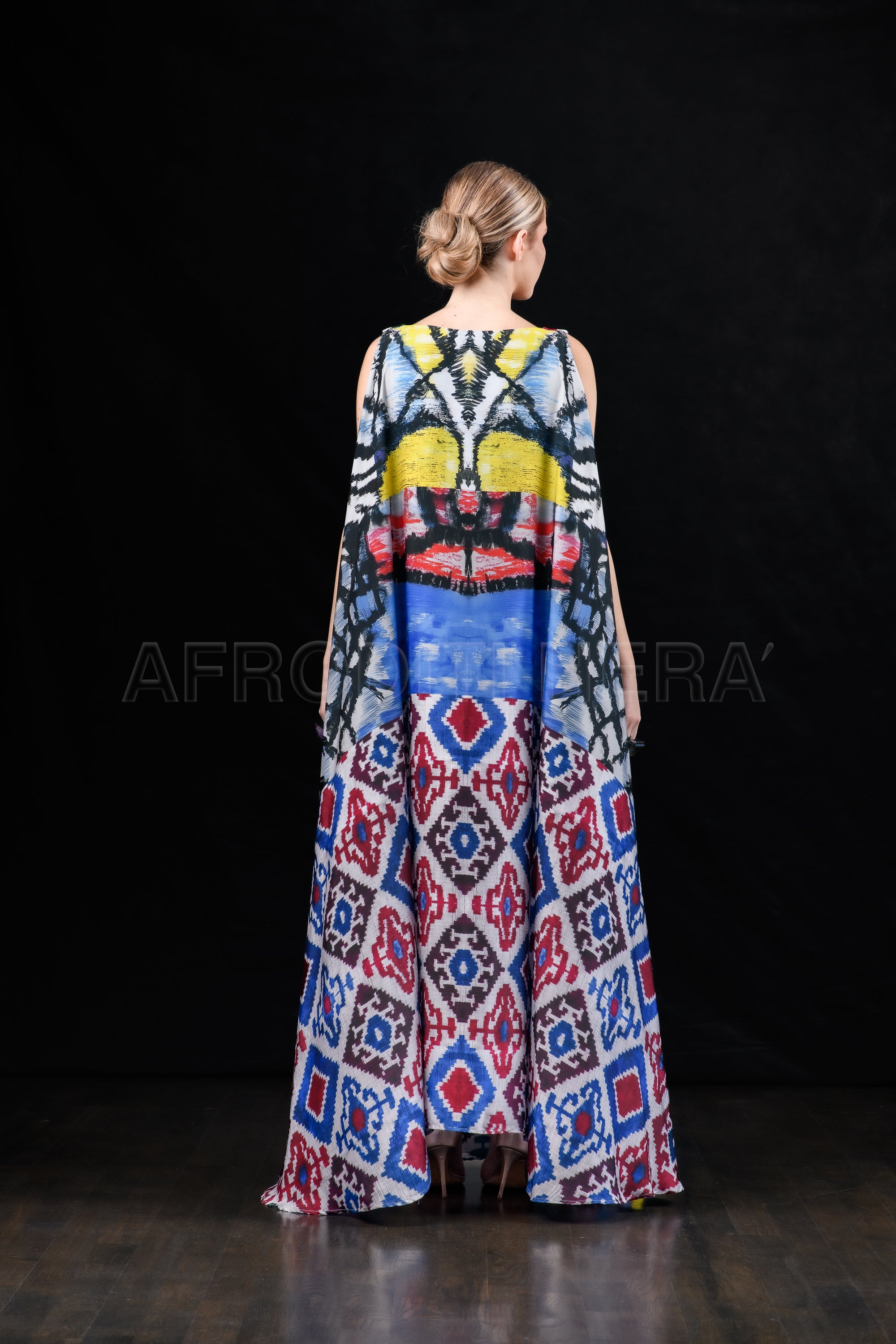 She in the wind - 07 Kaftan Dress