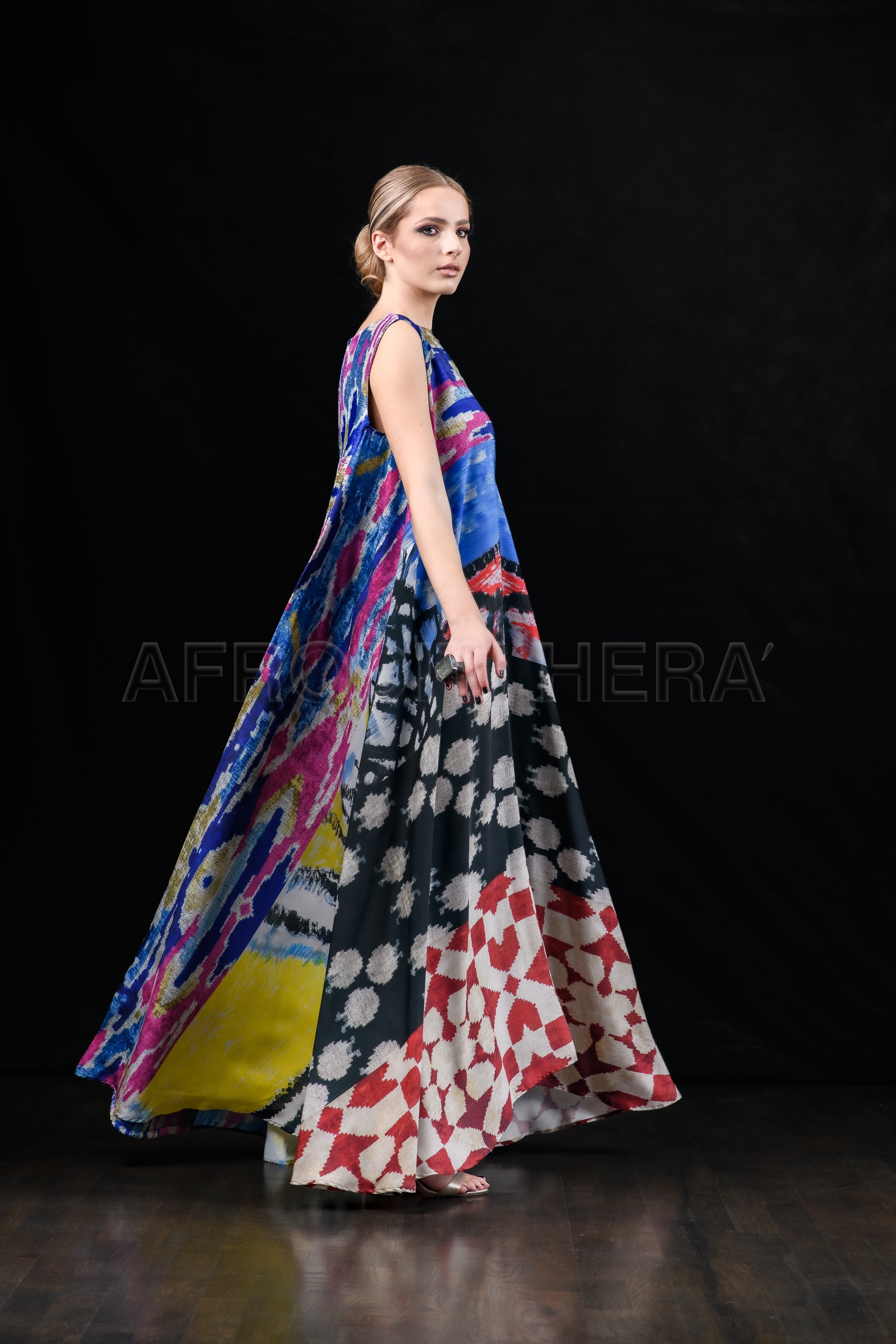 She in the wind - 08 Kaftan Dress