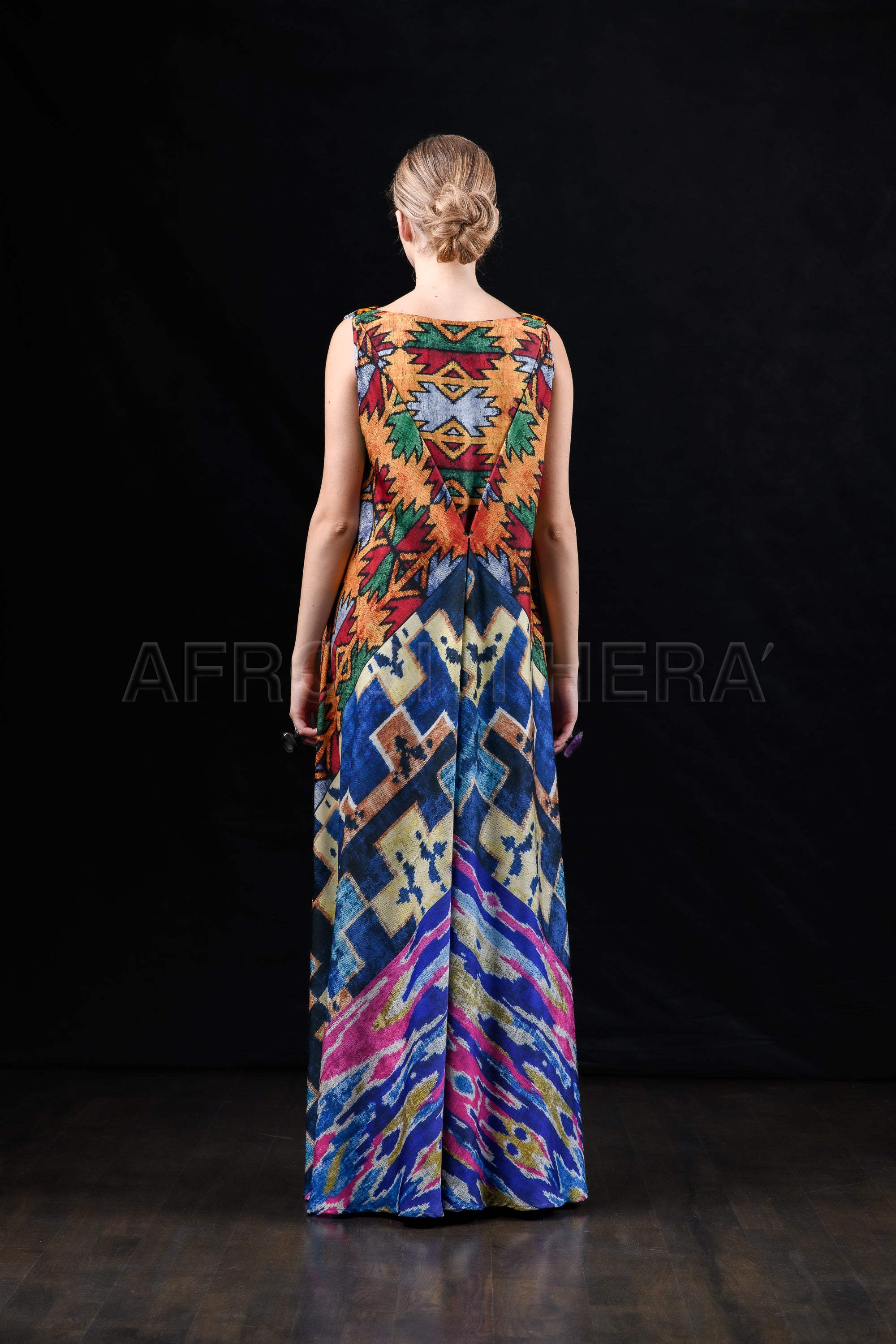 She in the wind - 09 Kaftan Dress