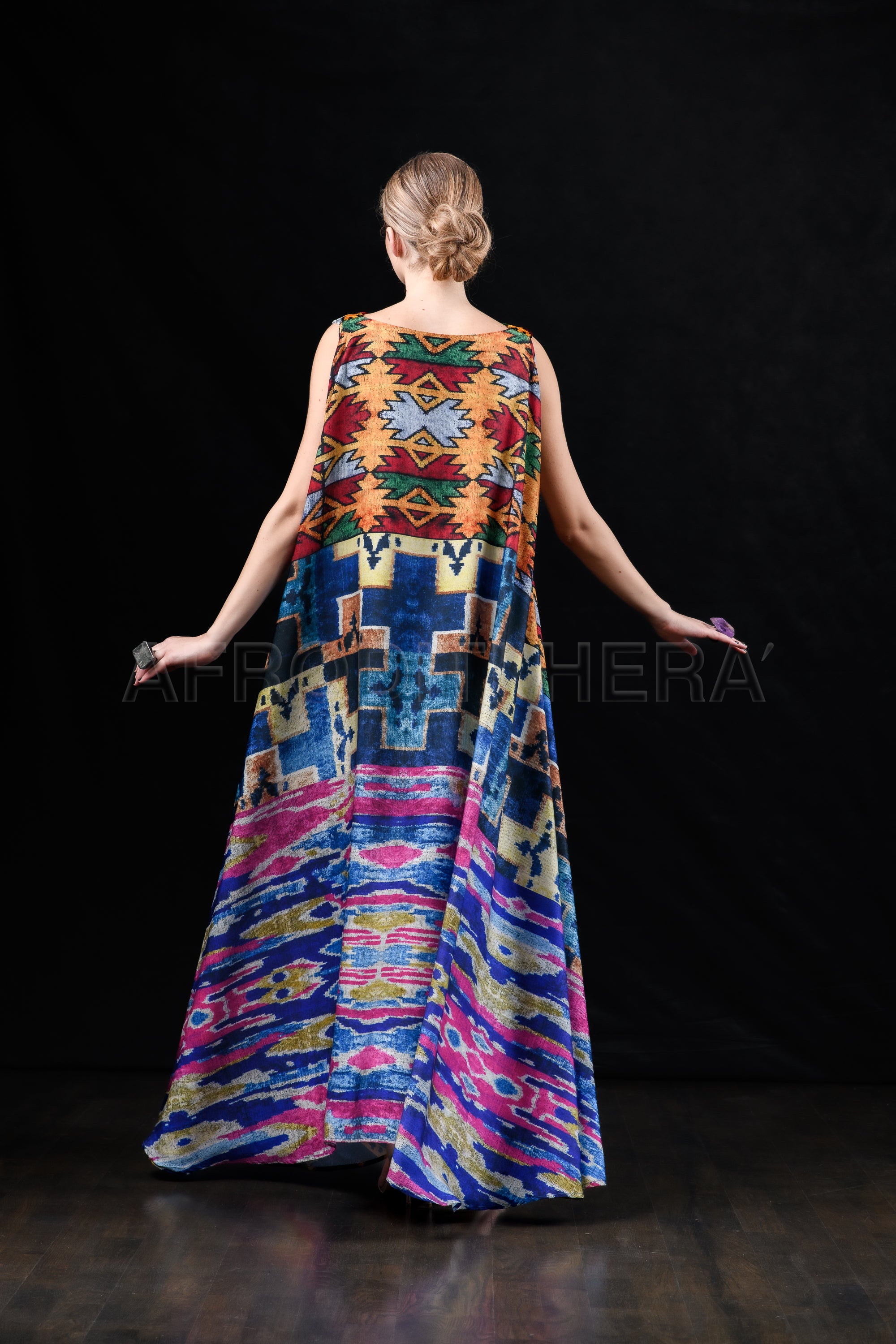 She in the wind - 09 Kaftan Dress