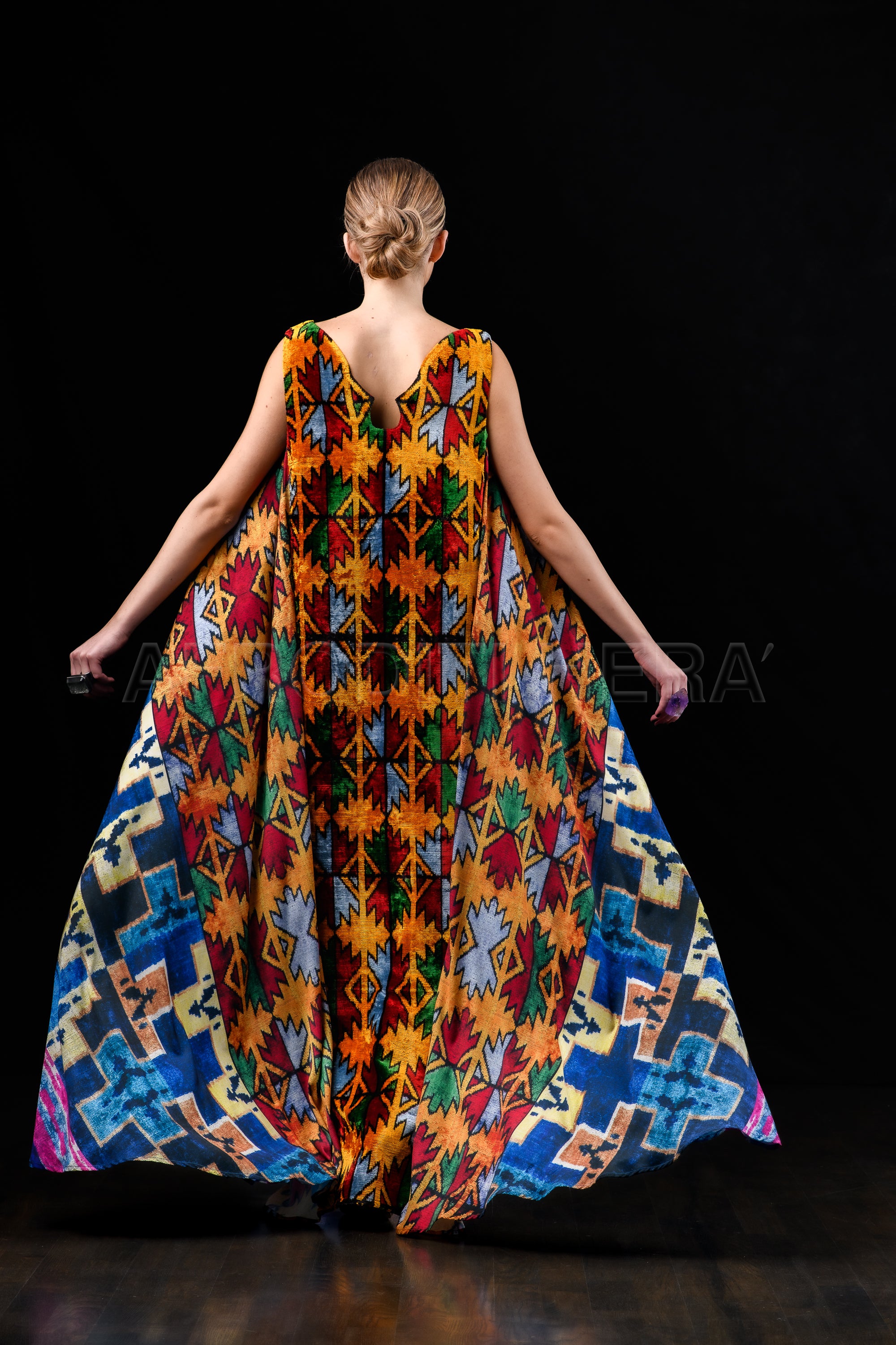 She in the wind - 09 Kaftan Dress