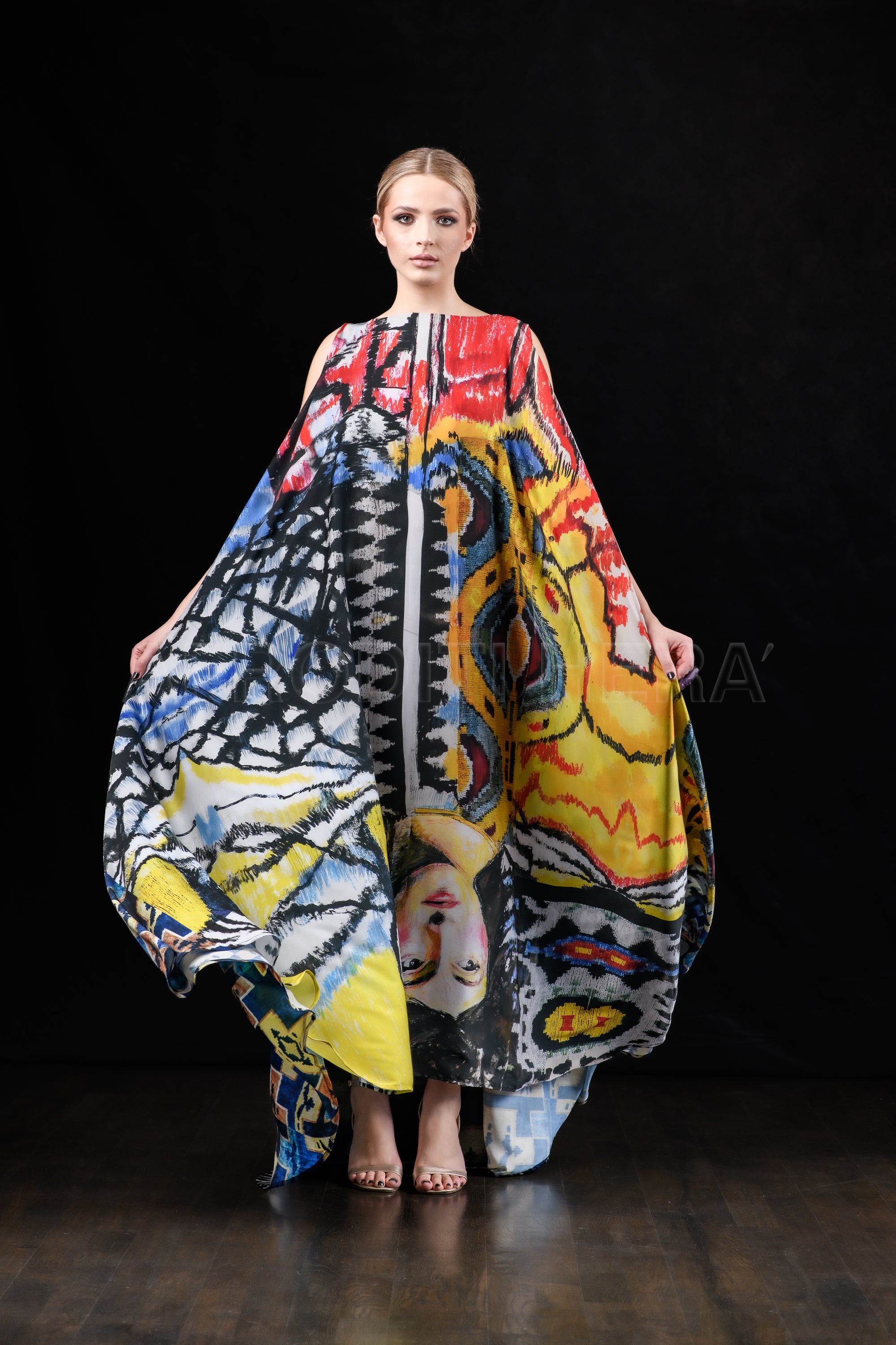 She in the wind - 10 Kaftan Dress