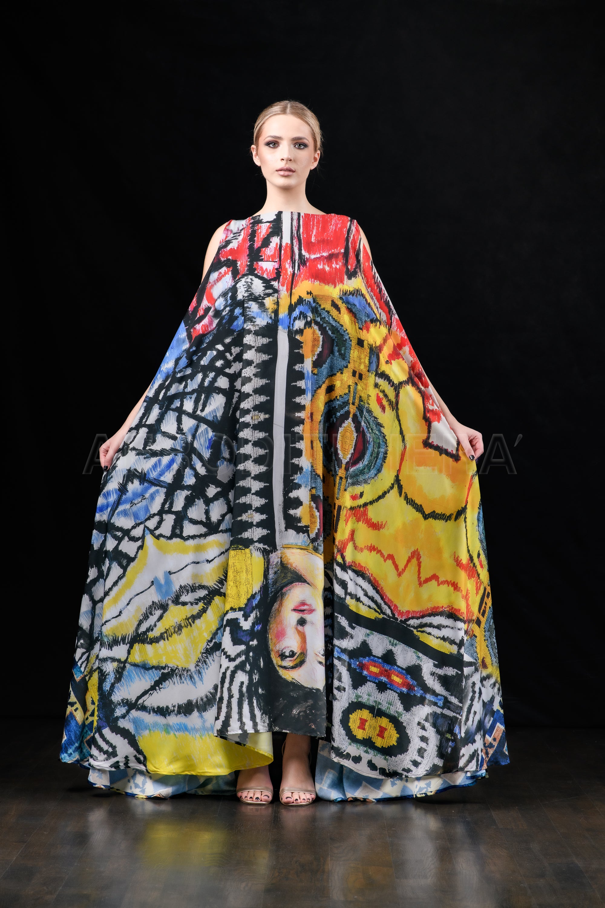 She in the wind - 10 Kaftan Dress