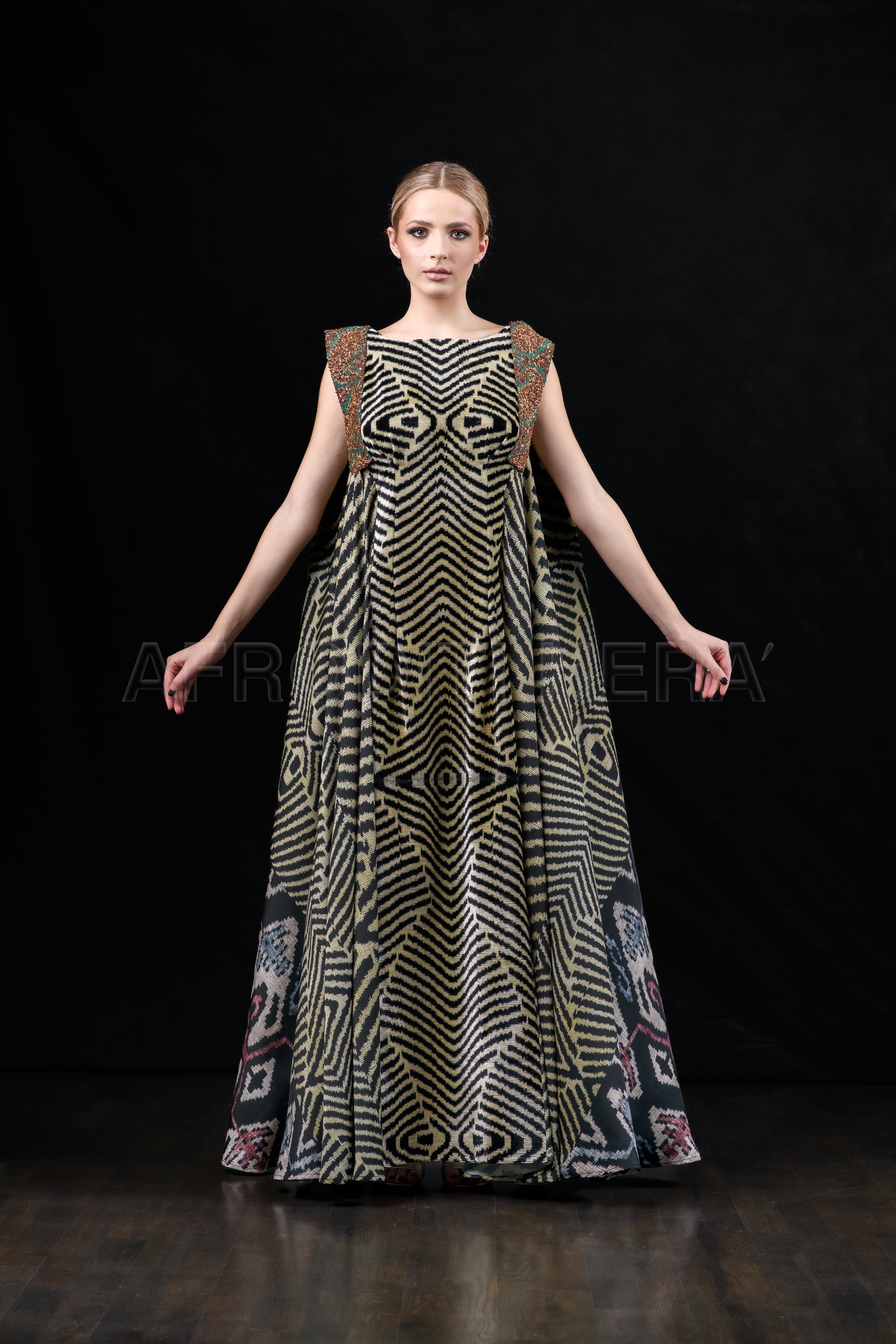 She in the wind - 11 Kaftan Dress