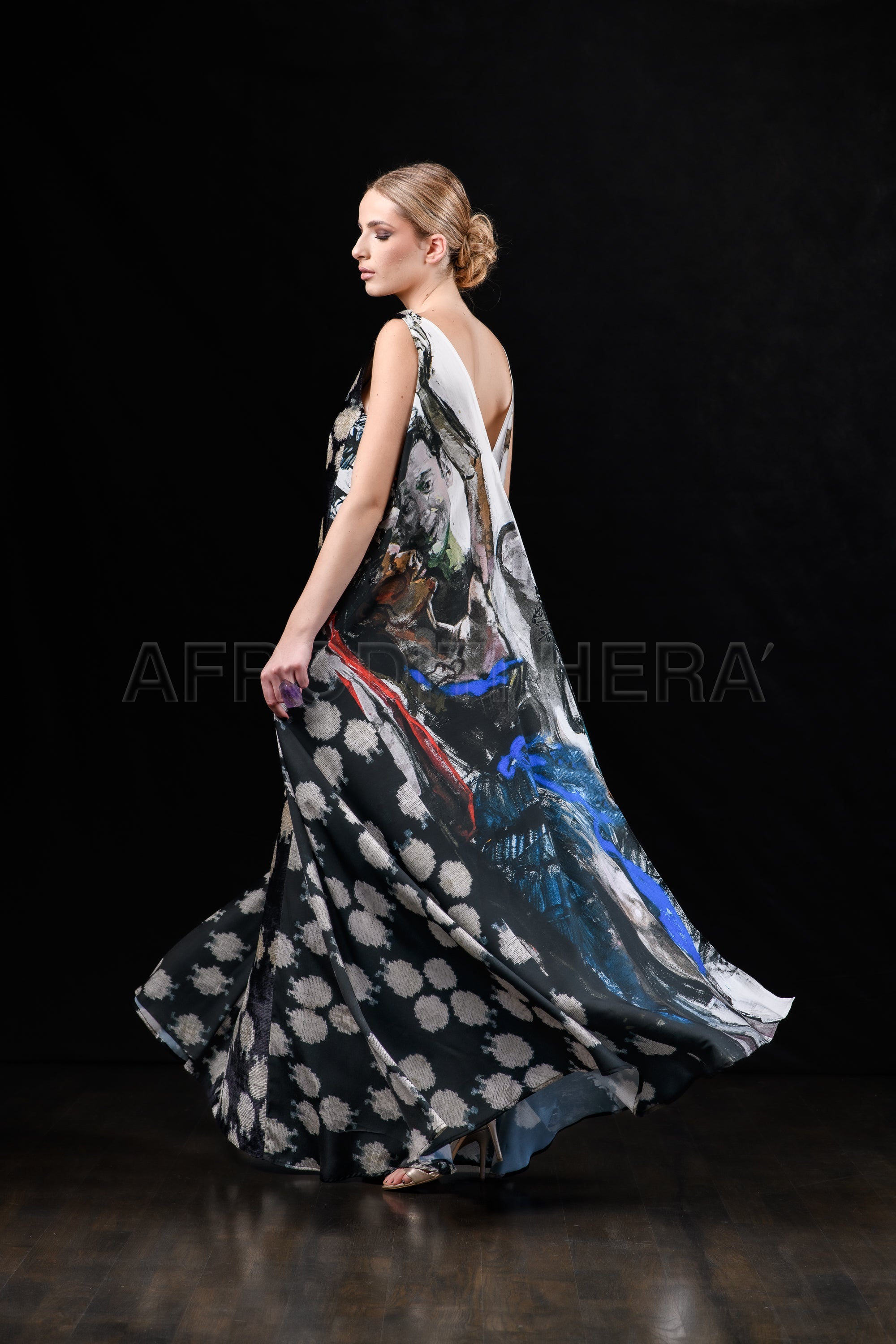 She in the wind - 12 Kaftan Dress