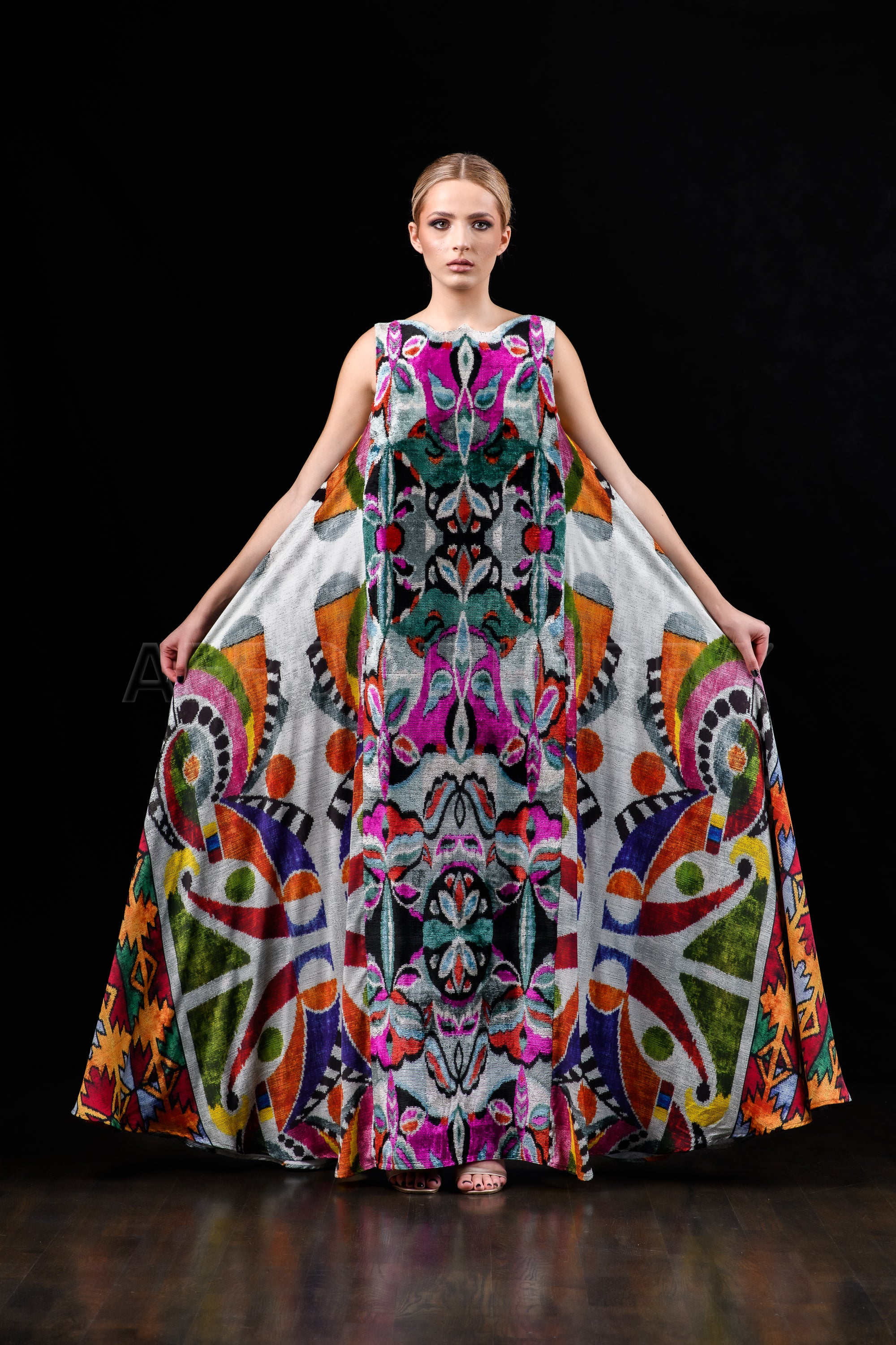 She in the wind - 14 Kaftan Dress