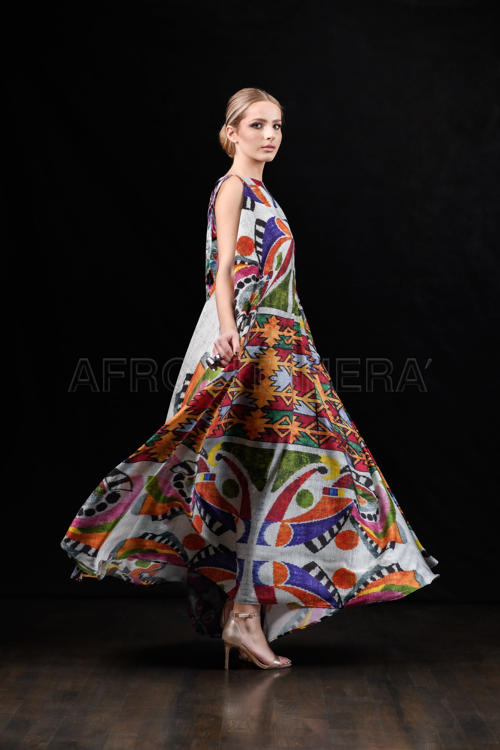 She in the wind - 14 Kaftan Dress