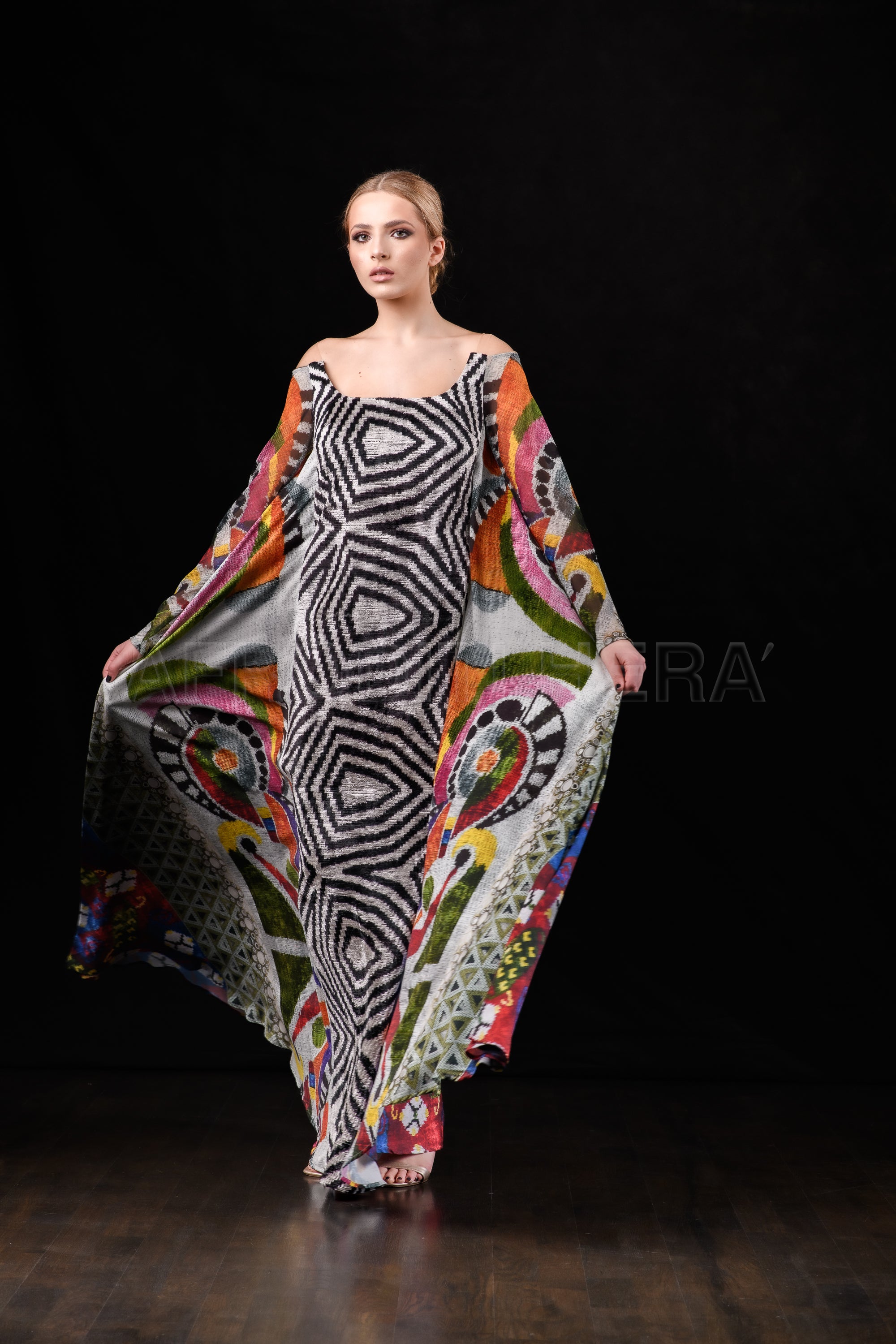 She in the wind - 15 Kaftan Dress