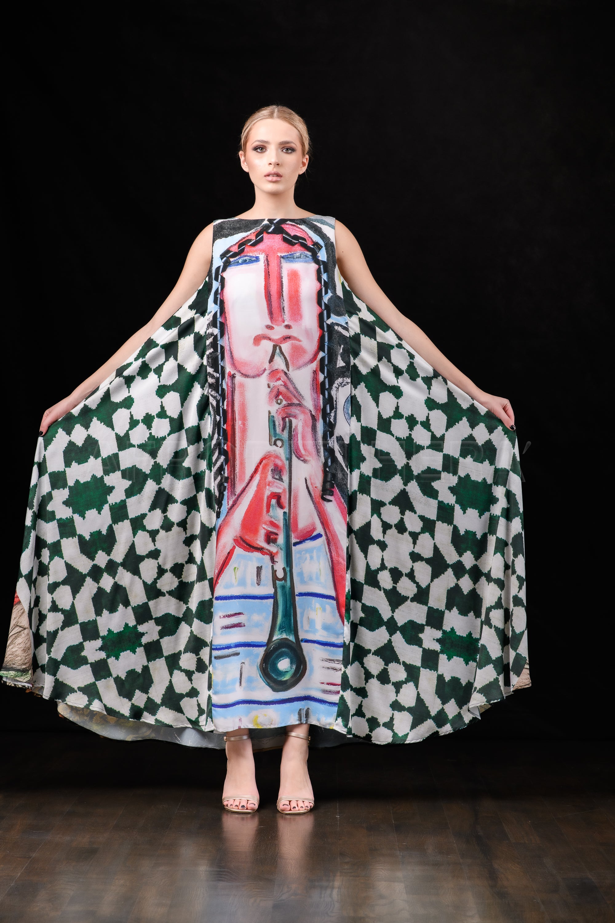 She in the wind - 16 Kaftan Dress