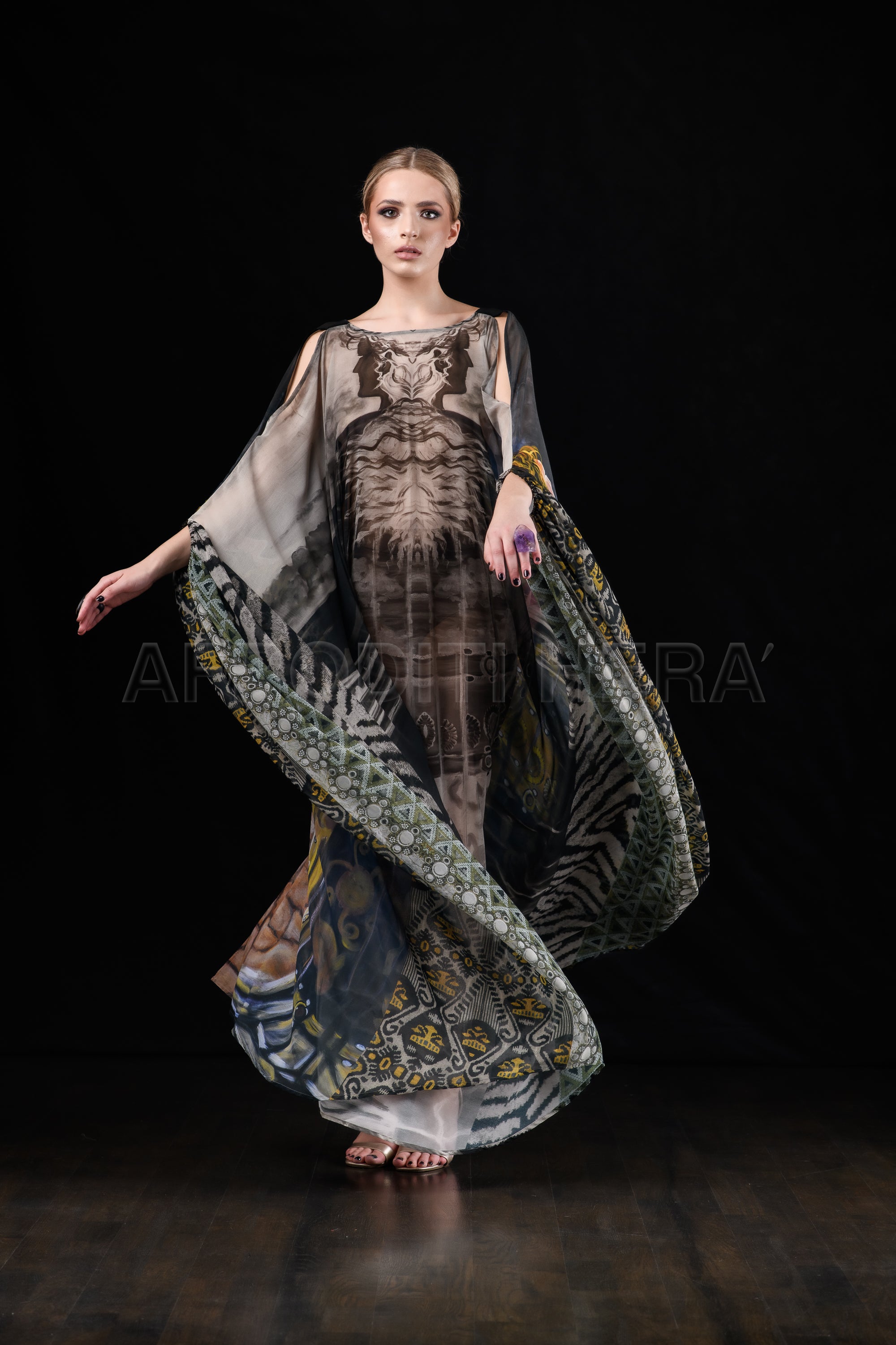 She in the wind - 20 Kaftan Dress