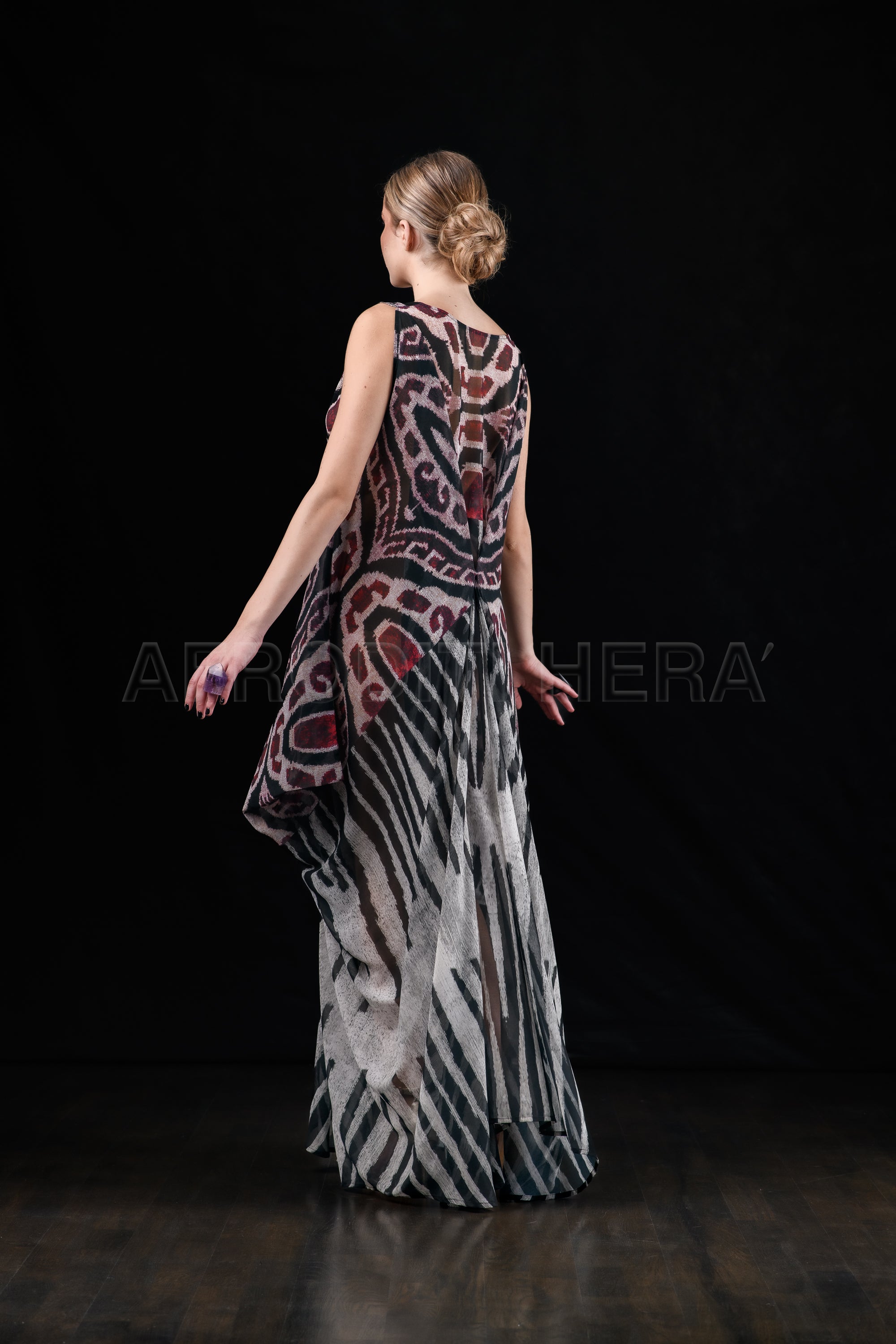 She in the wind - 23 Kaftan Dress