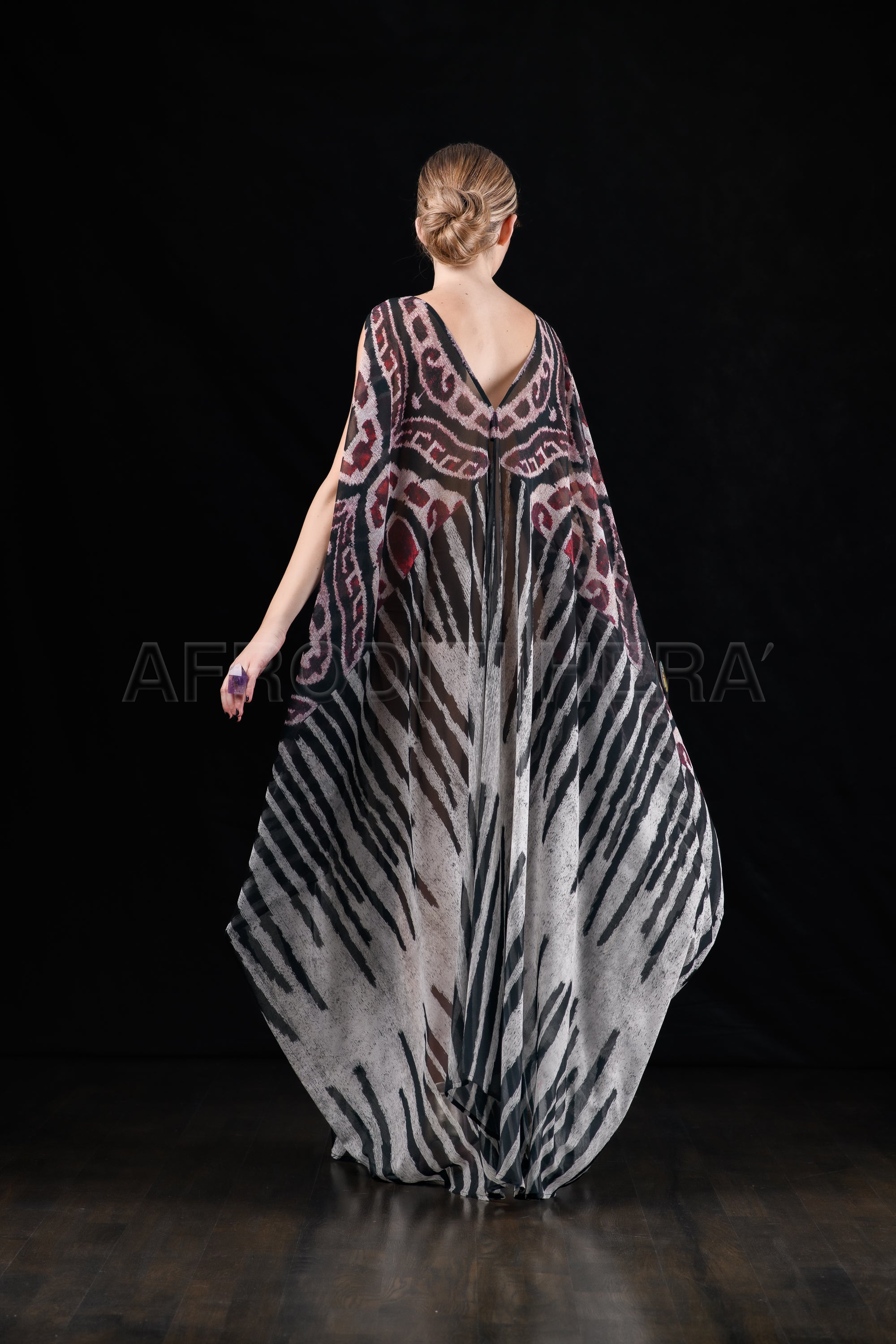 She in the wind - 23 Kaftan Dress