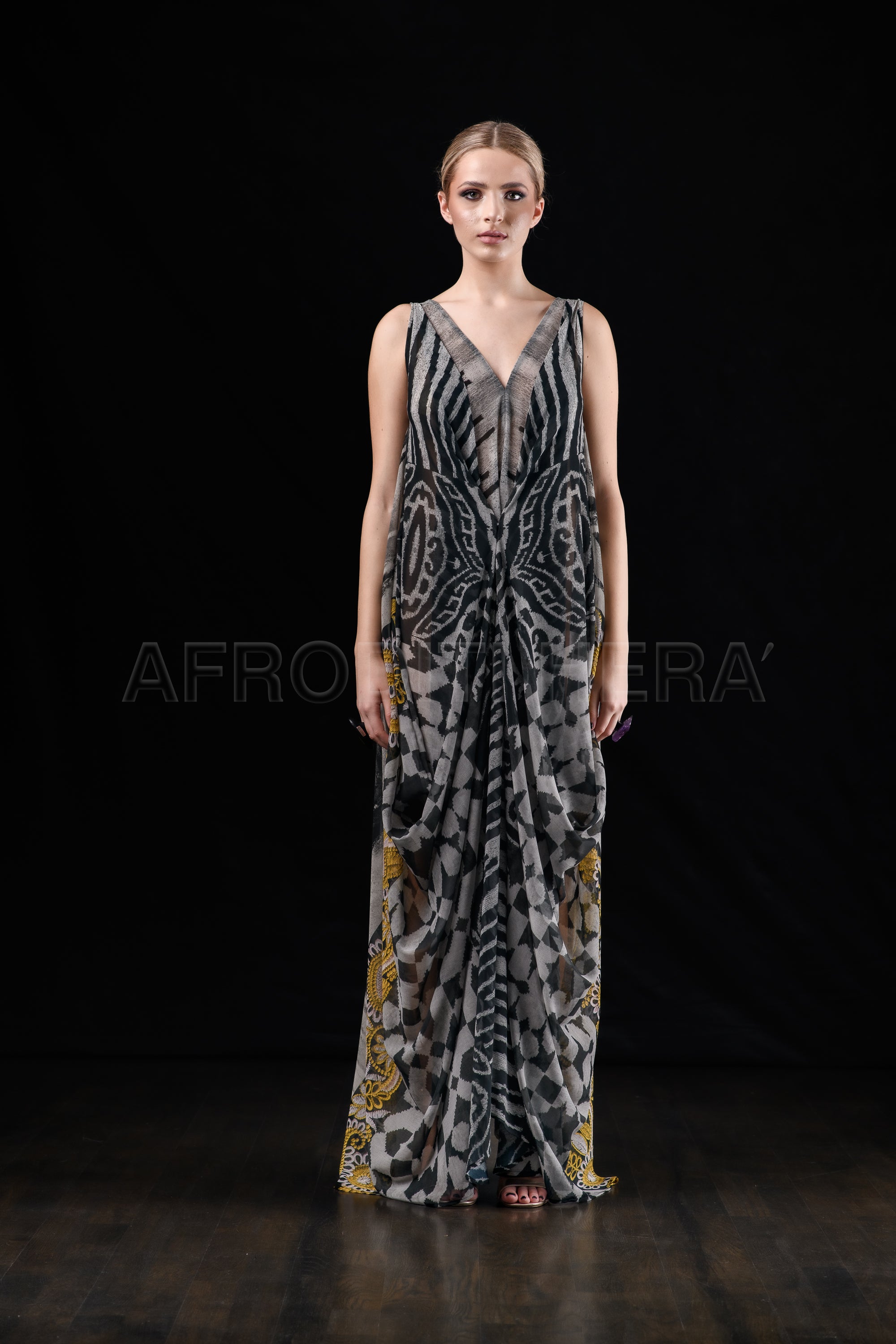 She in the wind - 24 Kaftan Dress