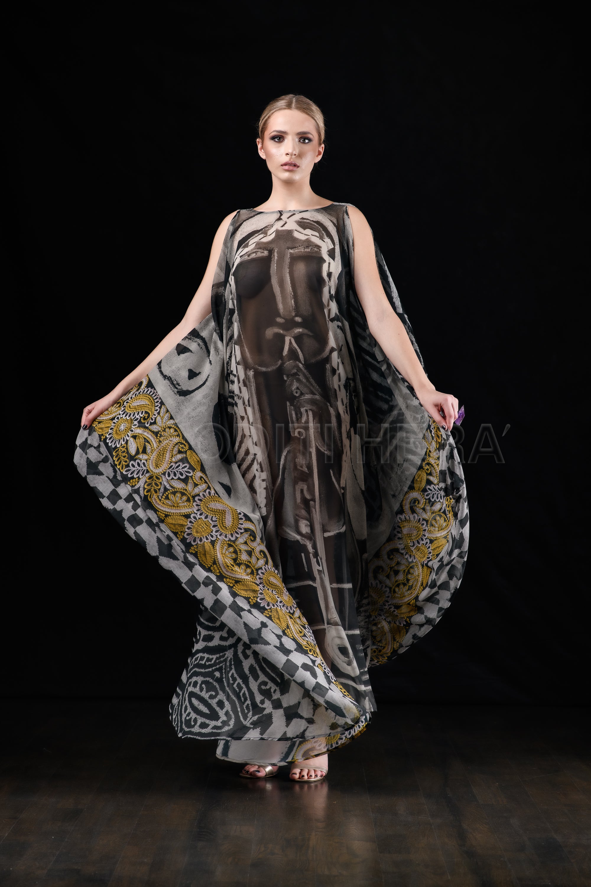 She in the wind - 24 Kaftan Dress
