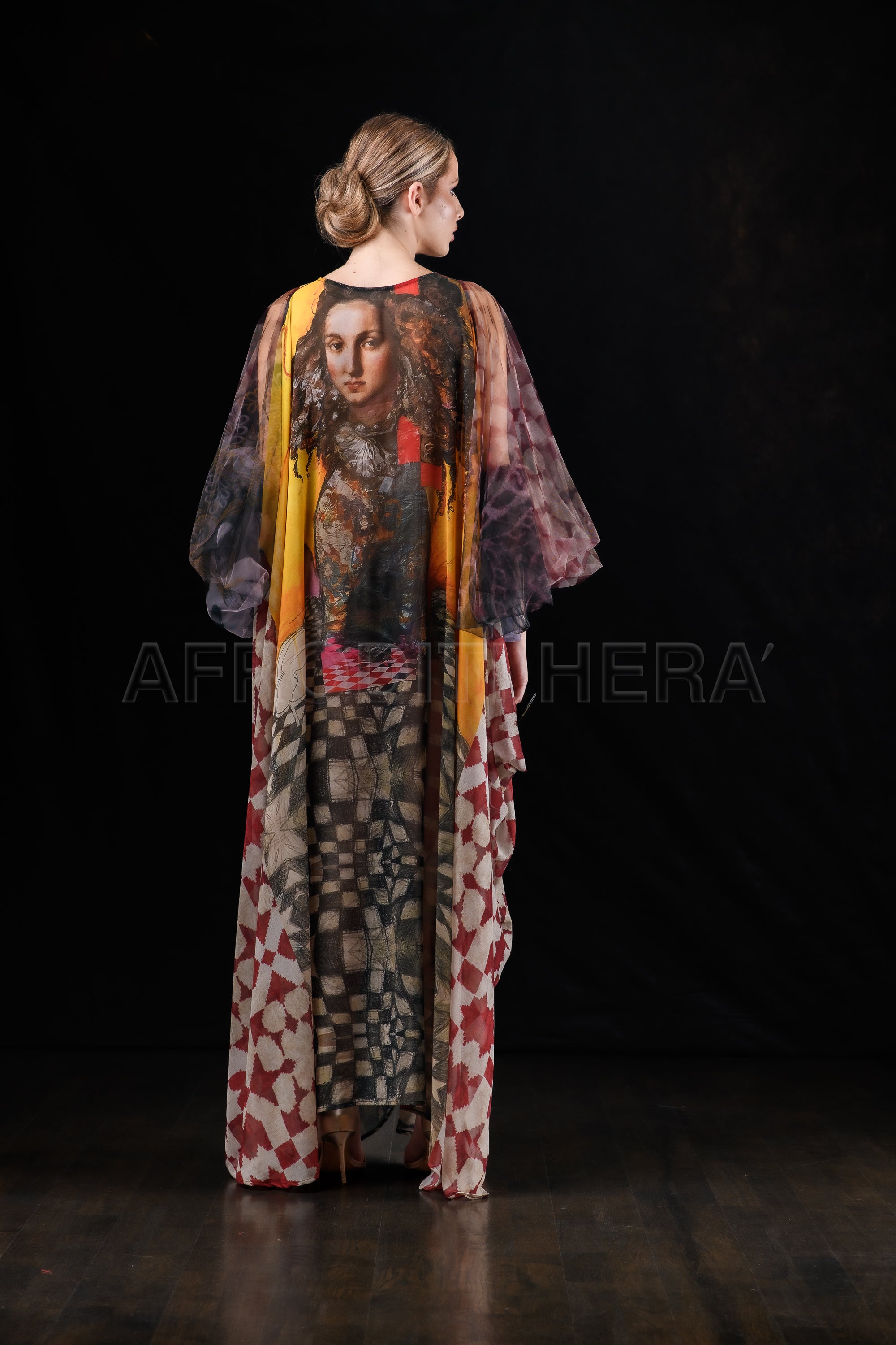 She in the wind - 32 Kaftan Dress