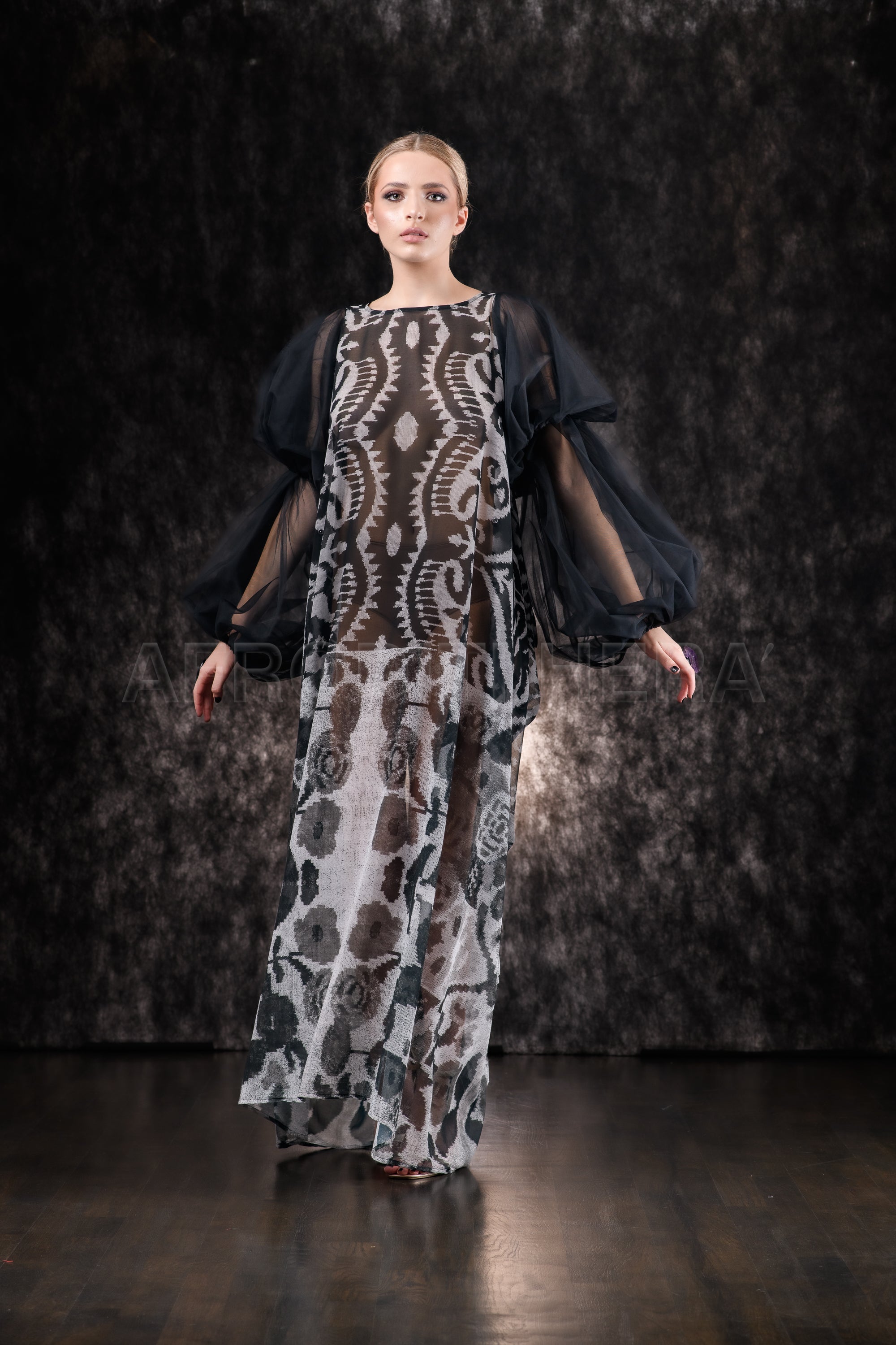 She in the wind - 34 kaftan Dress