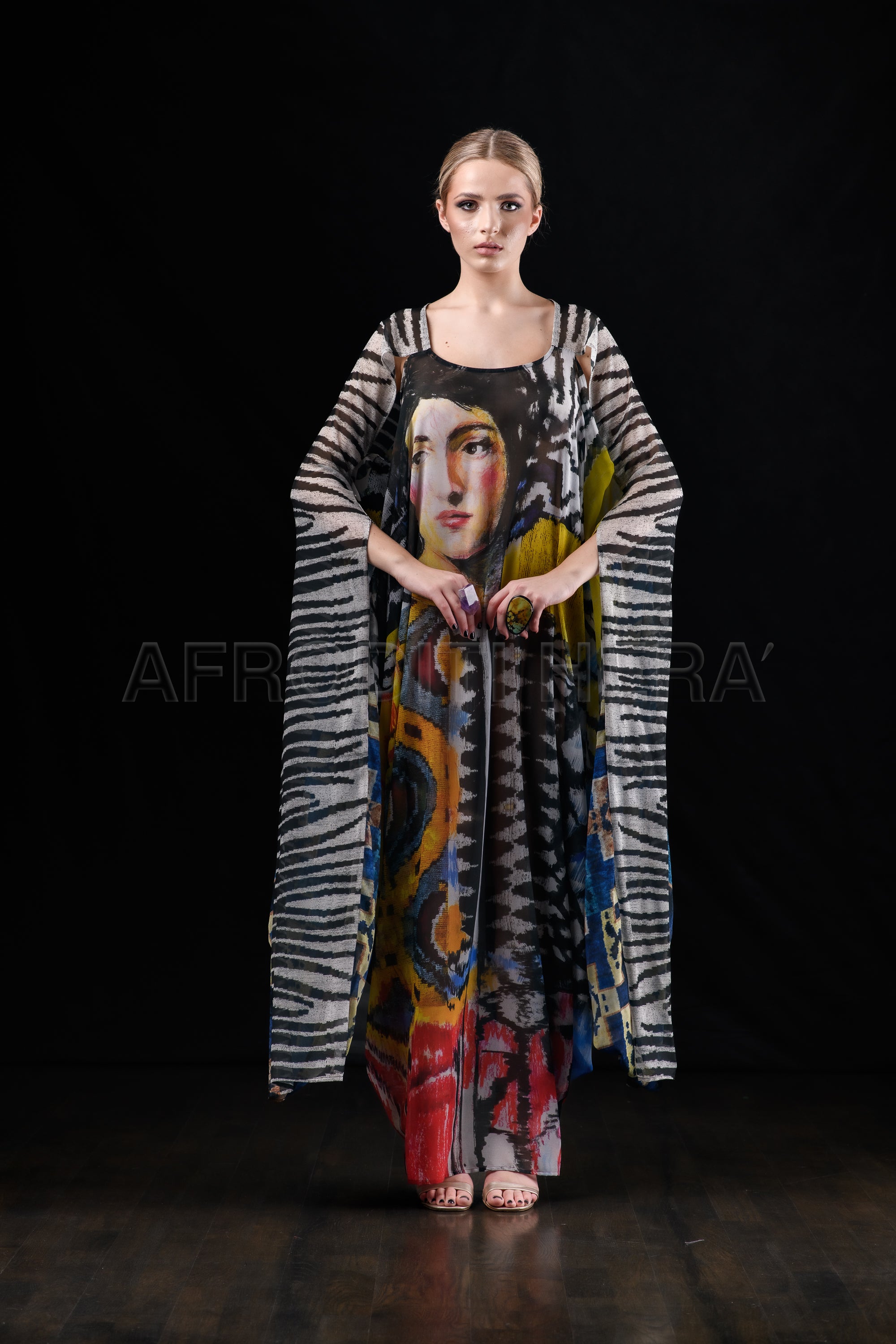 She in the wind - 35 Kaftan Dress