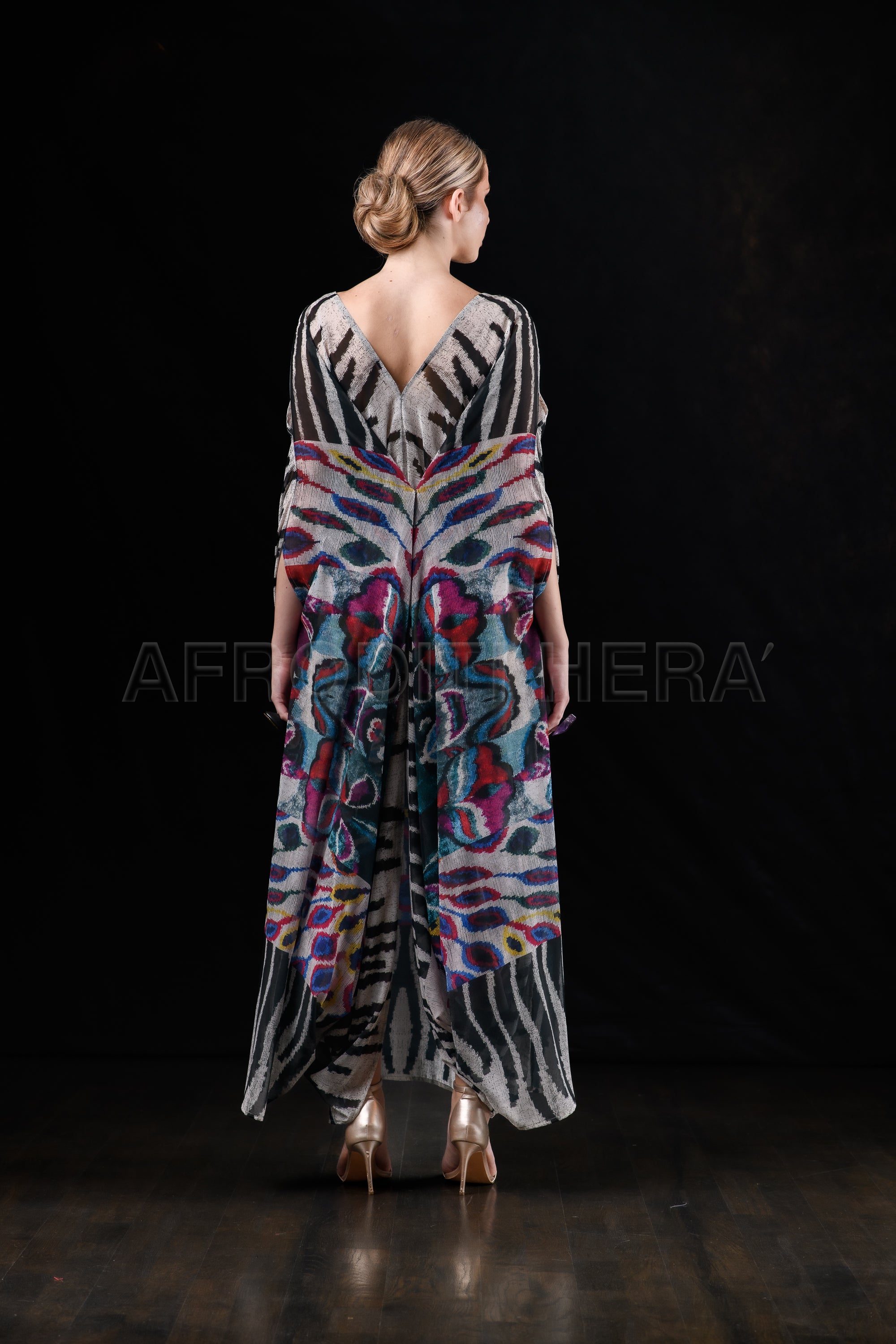 She in the wind - 37 Kaftan Dress