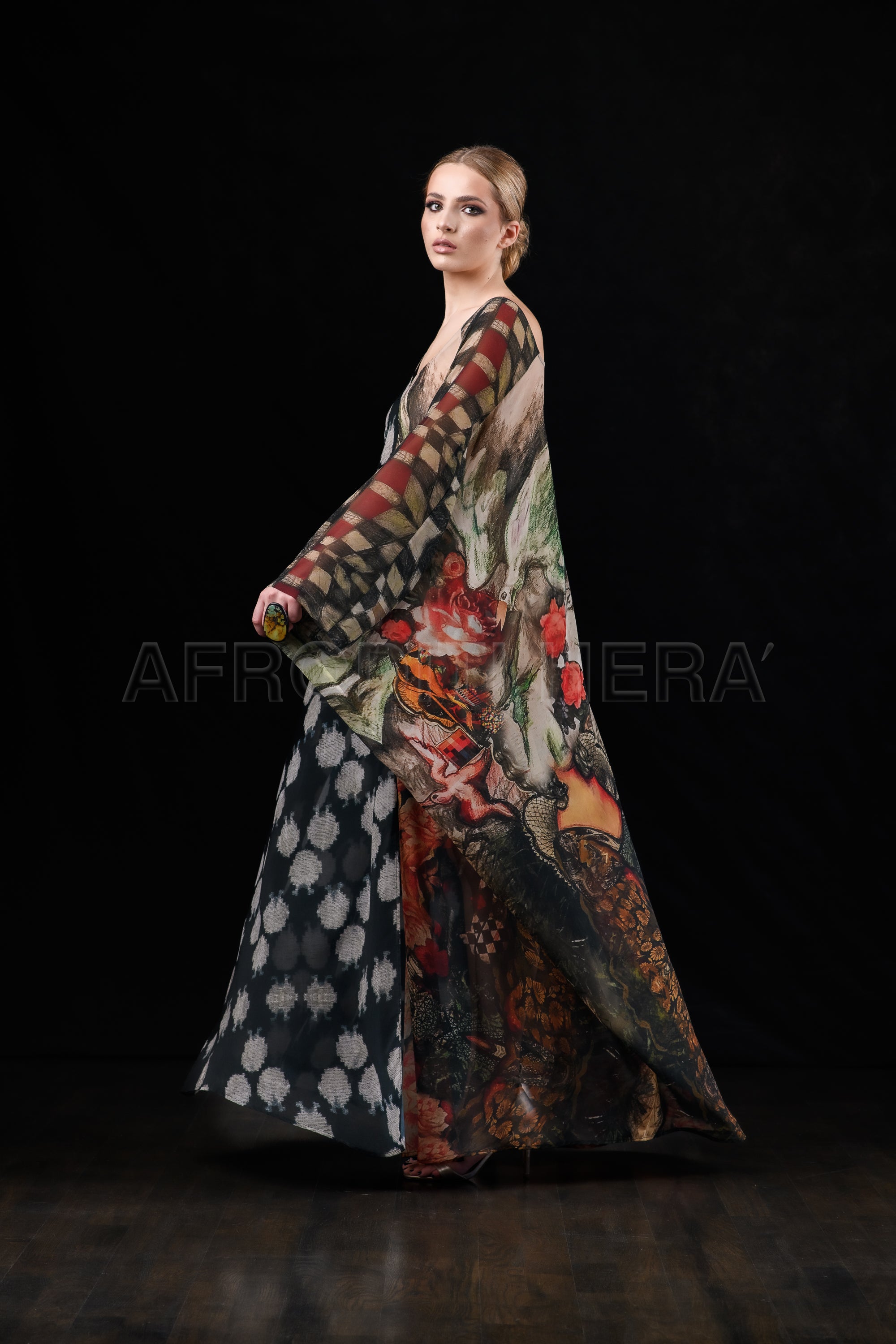 She in the wind - 41 Kaftan Dress