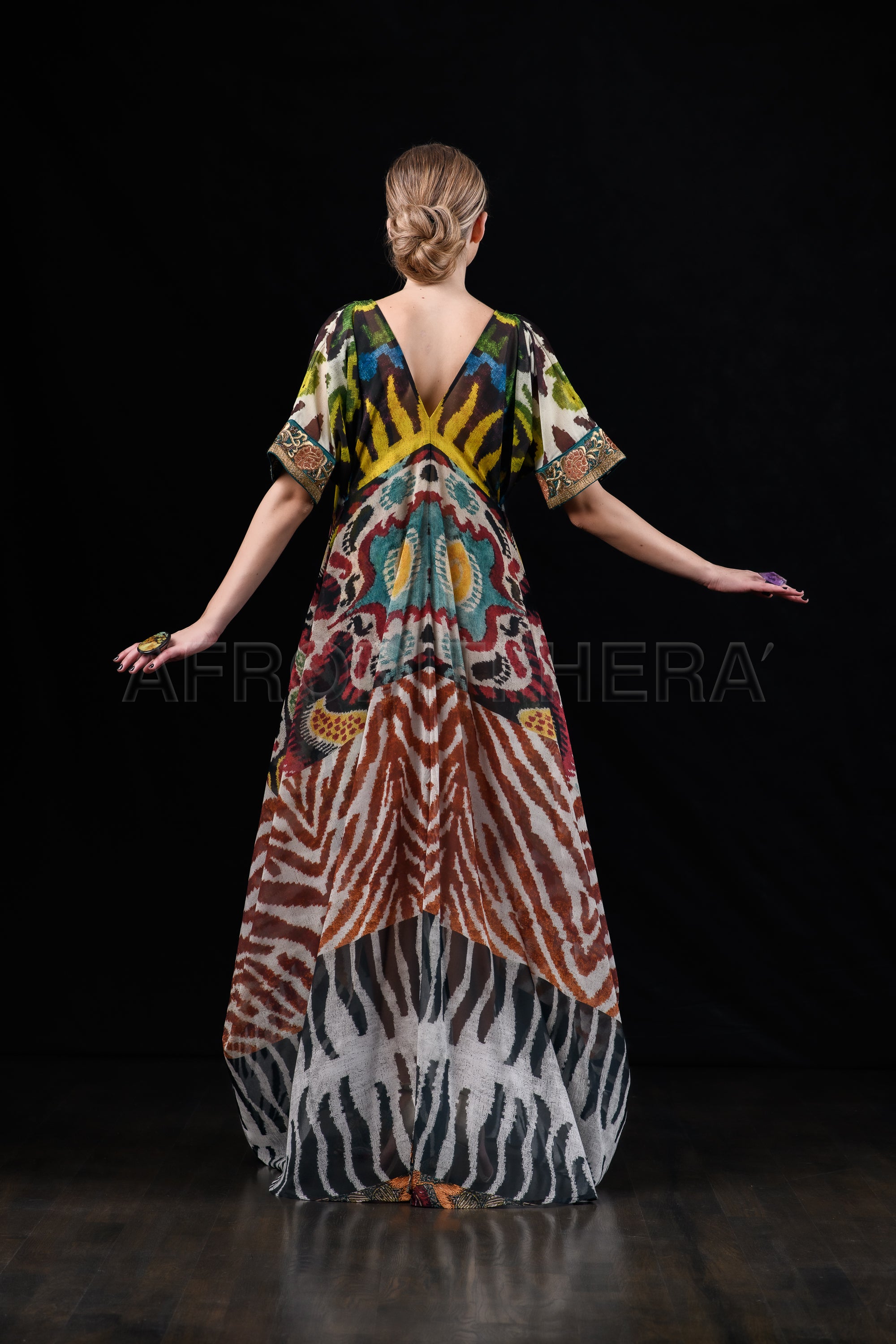 She in the wind - 42 kaftan Dress