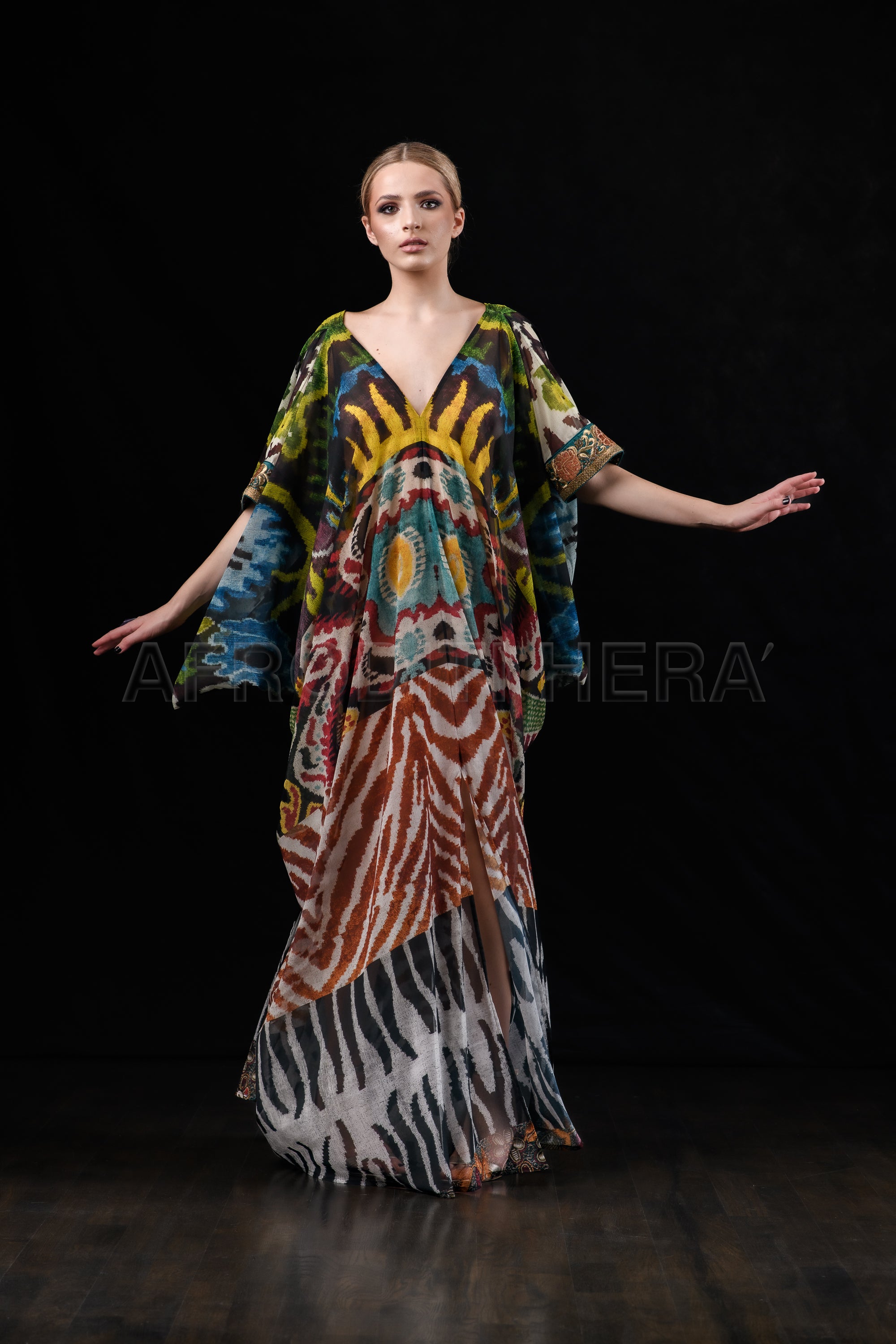 She in the wind - 42 kaftan Dress