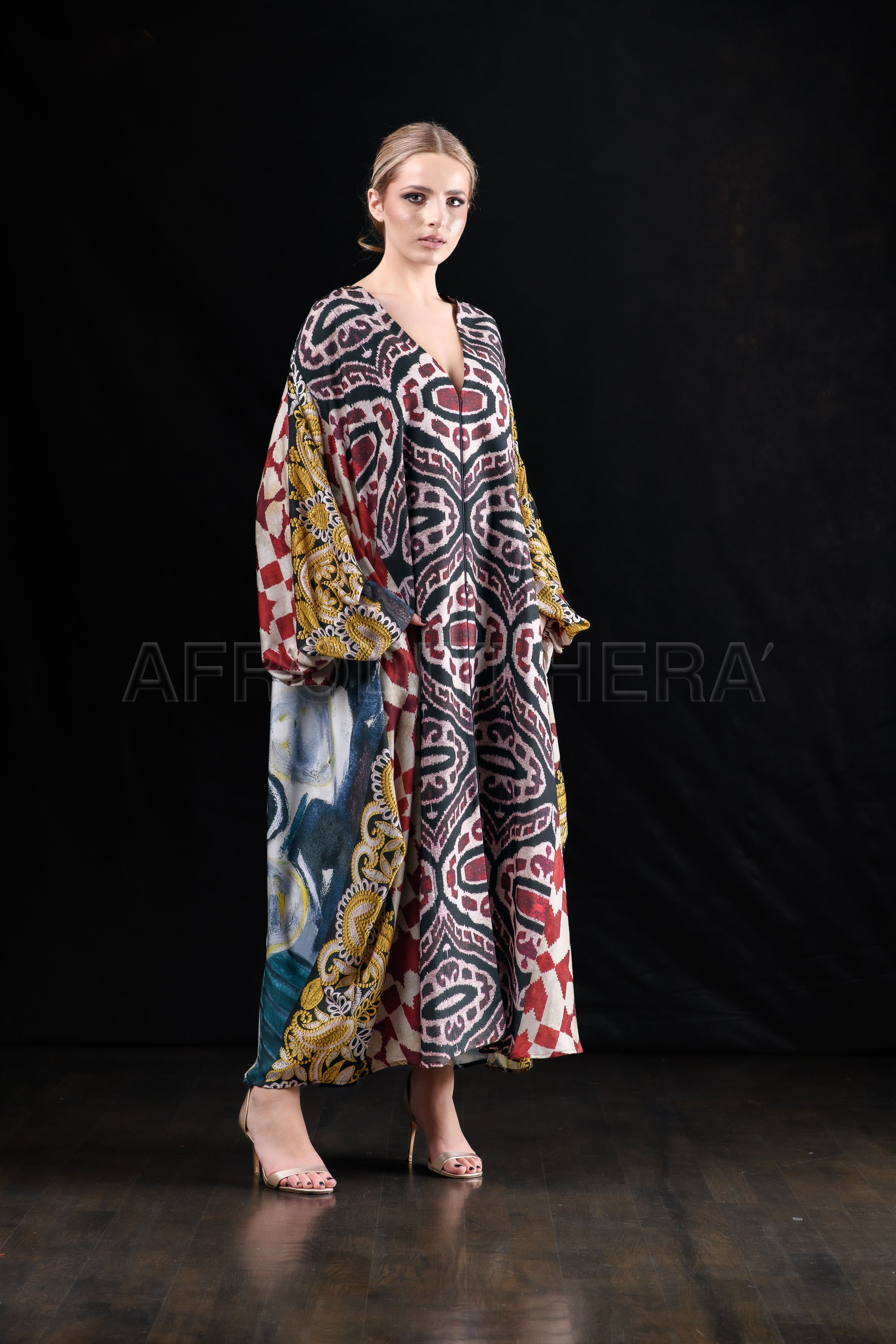 She in the wind - 54 Kimono