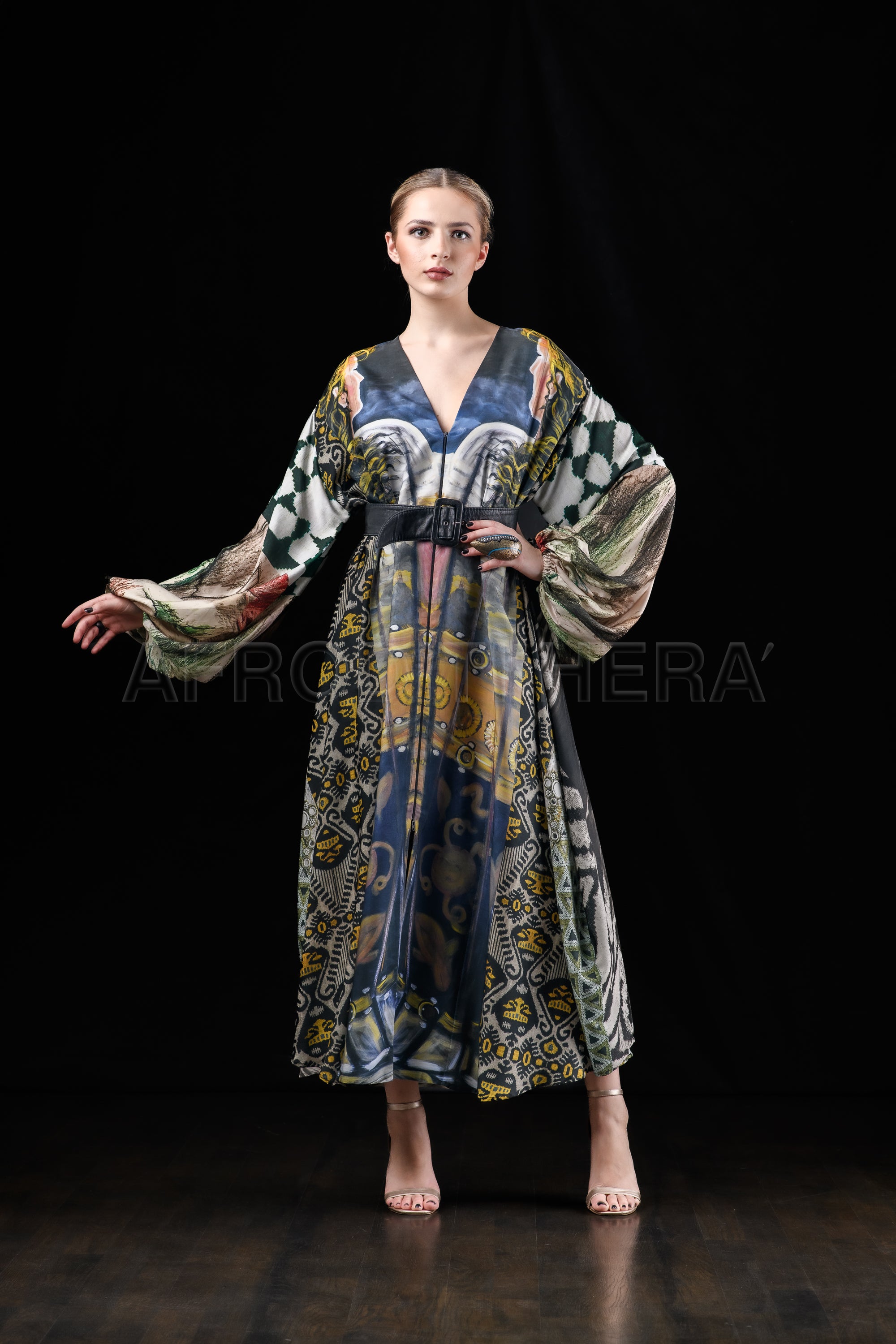 She in the wind - 56 Kimono
