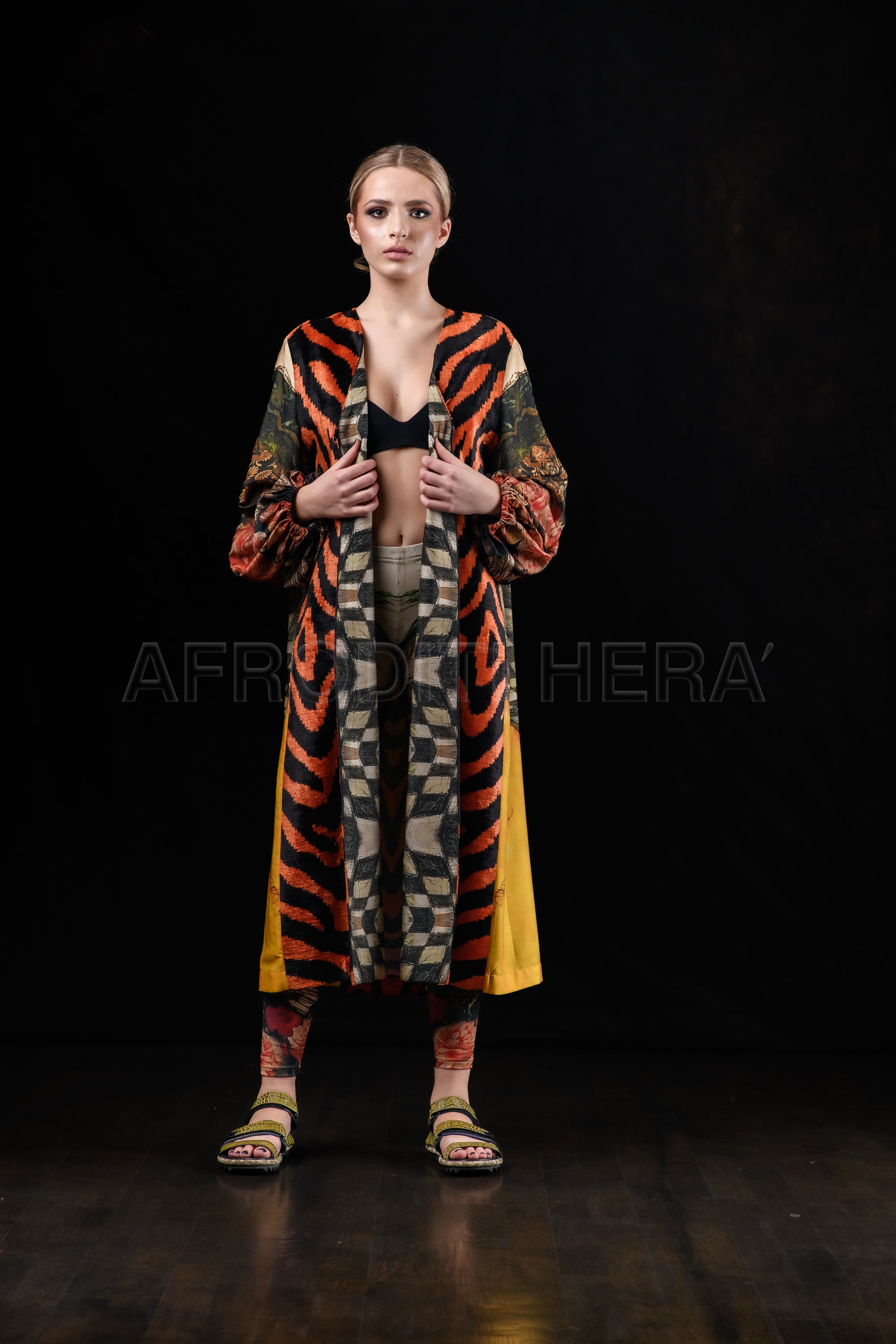 She in the wind - 63 Kimono