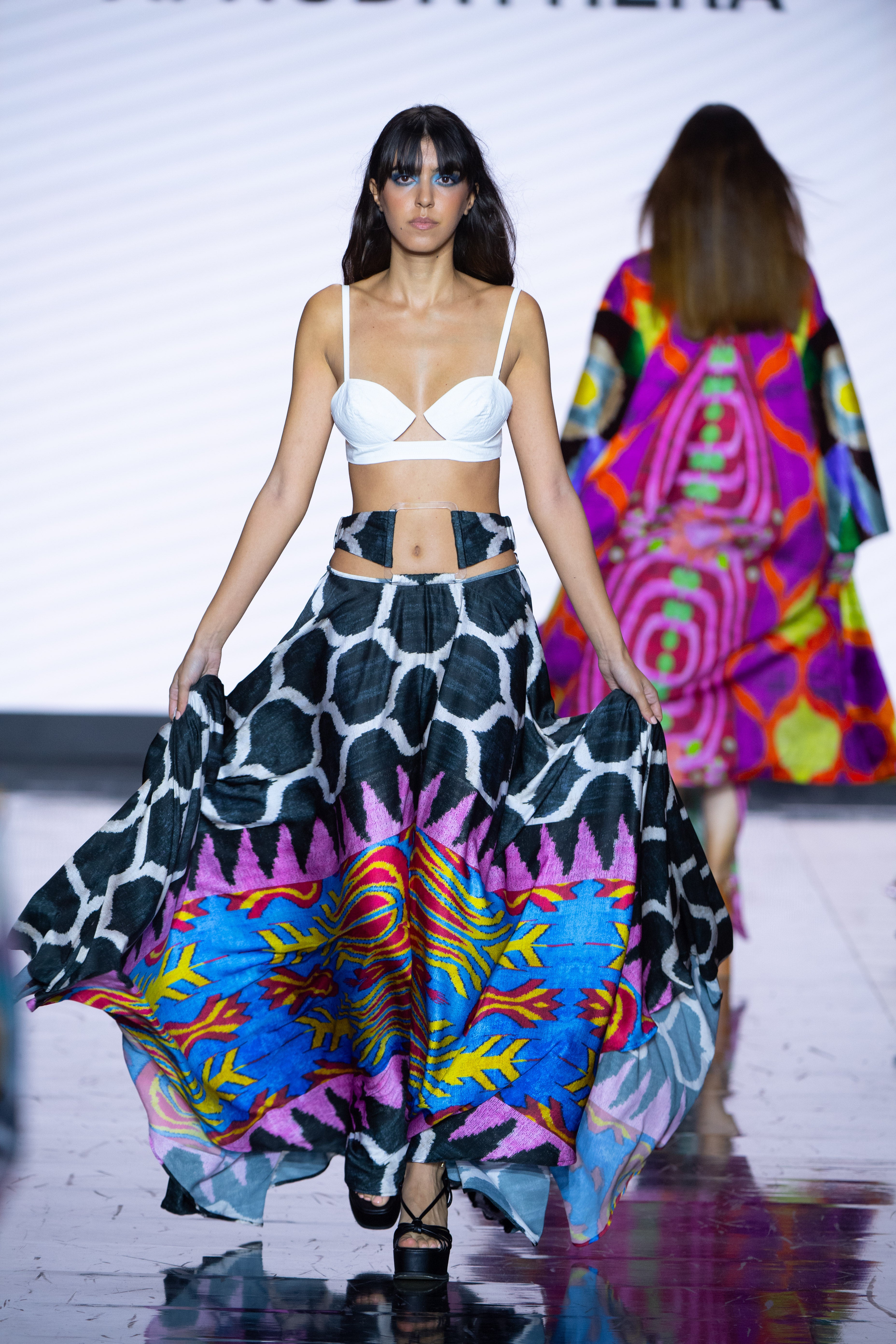 Culture Fusion - 90 Skirt with Buckle
