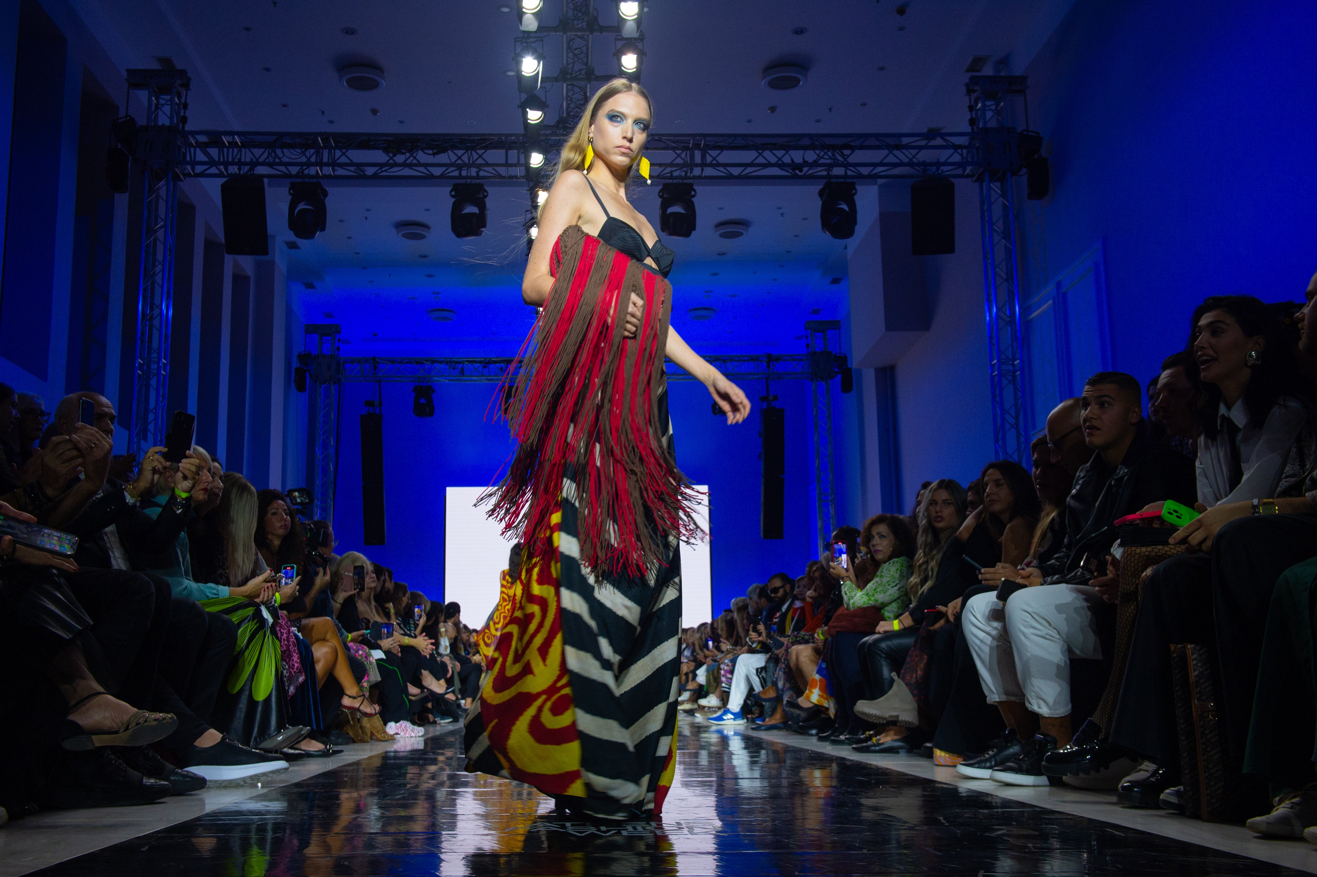 Culture Fusion - 91 Skirt with Buckle