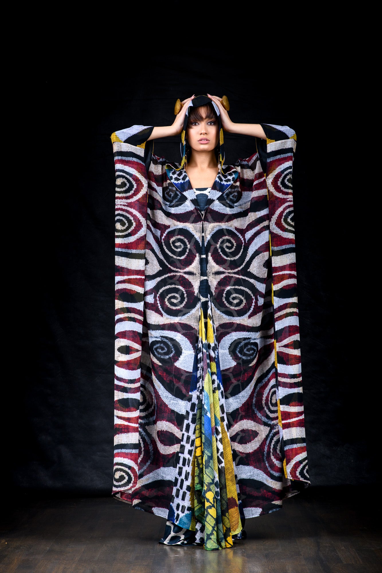 Arabesque Affinity - 72 Hooded Kimono