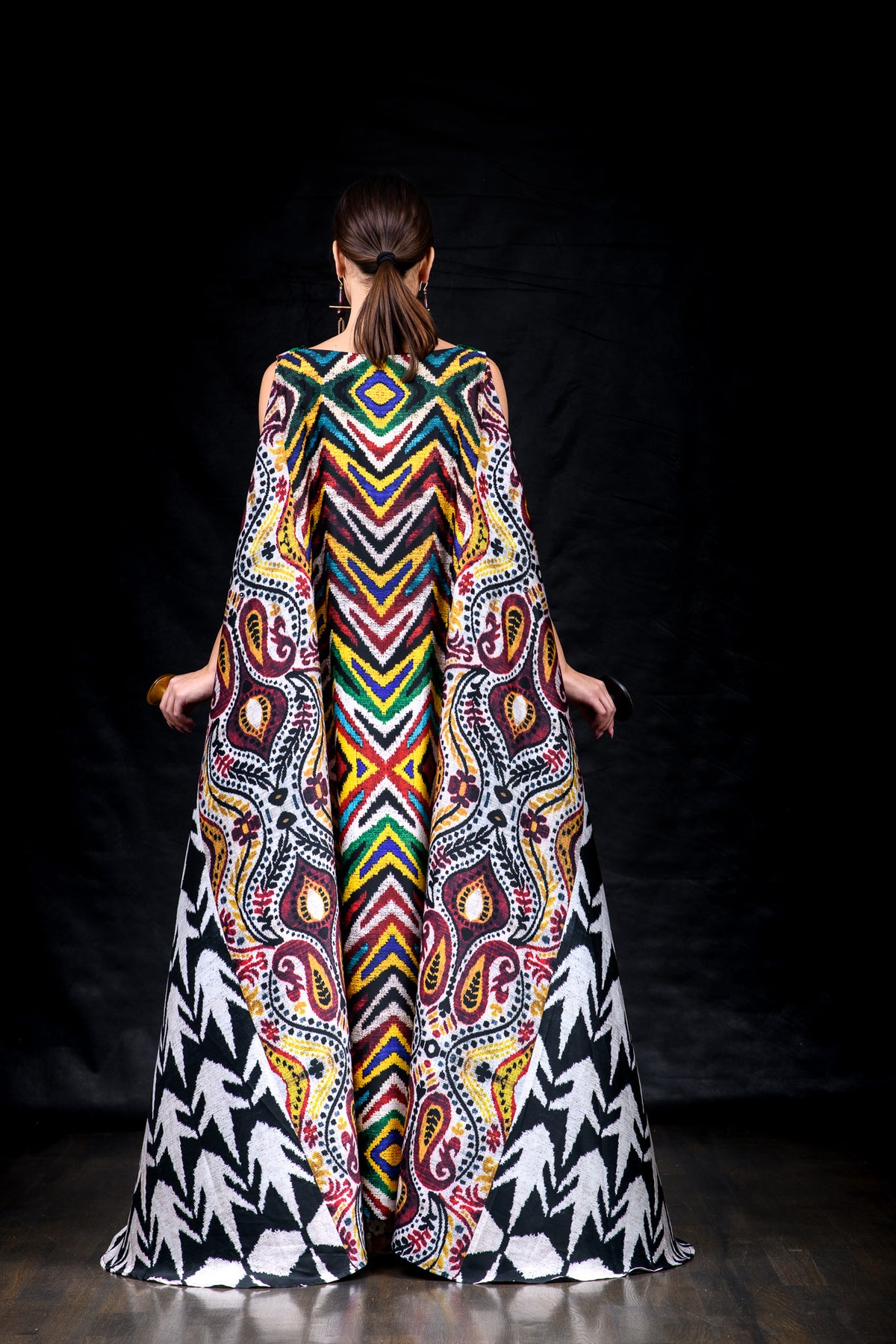 Arabesque Affinity - 06 Kaftan Drees