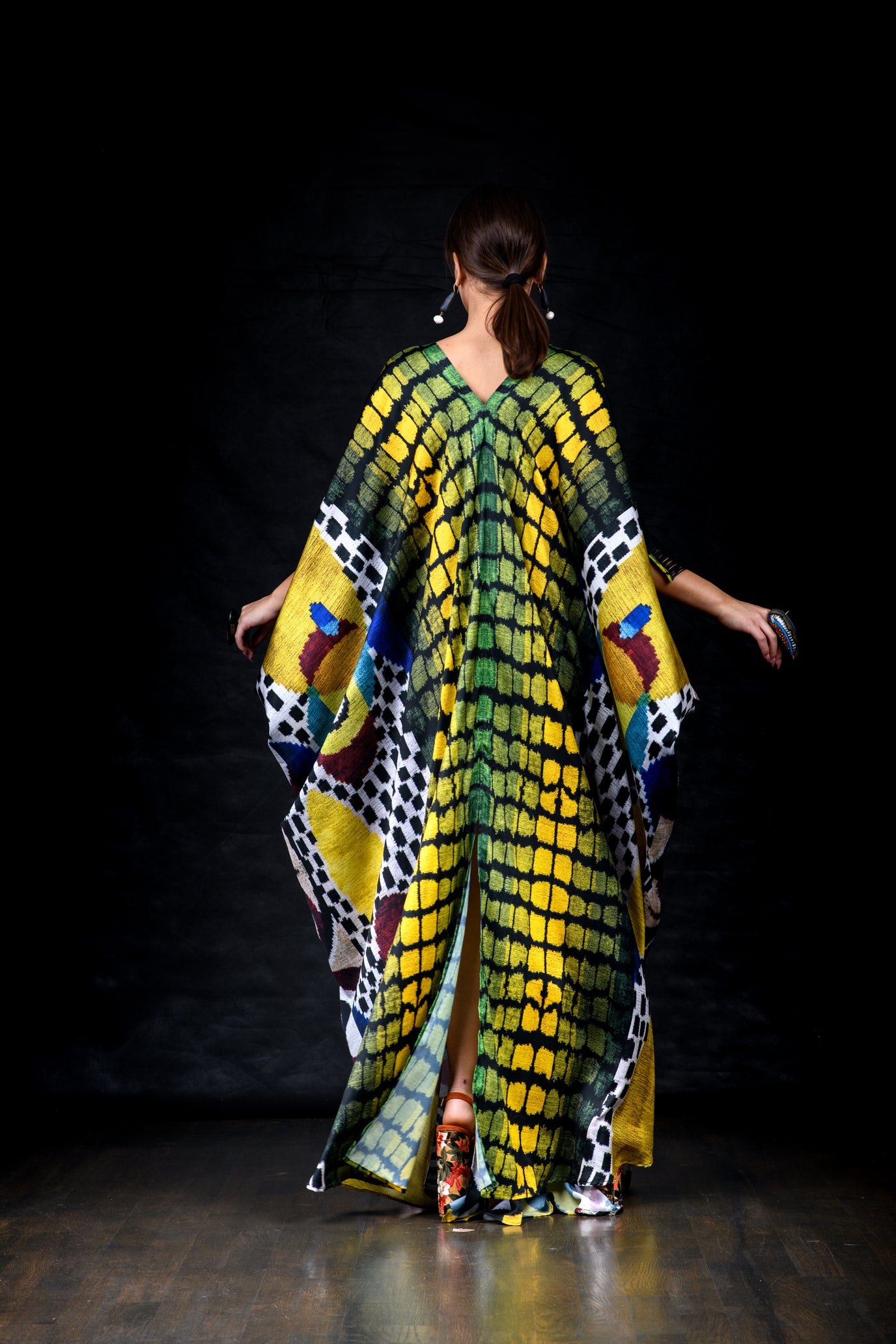Arabesque Affinity - 25