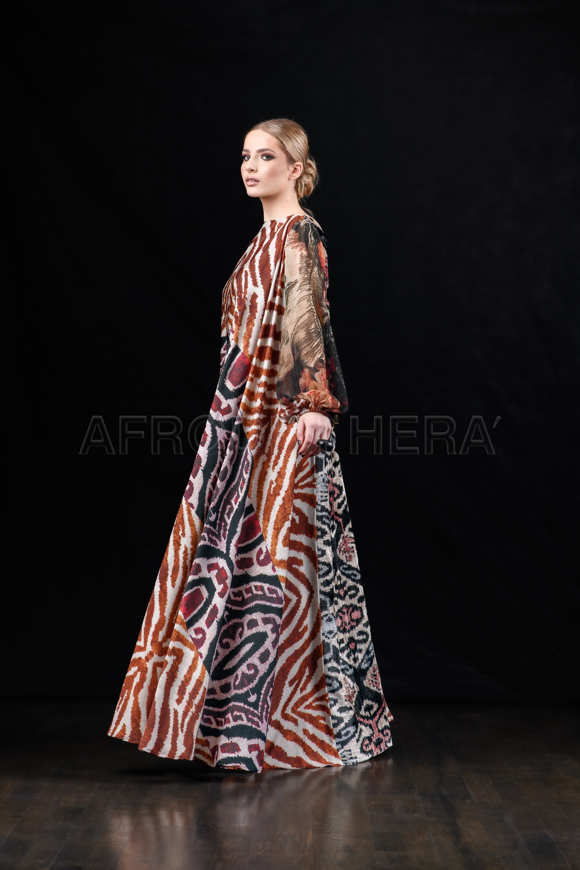 She in the wind - 05 Kaftan Dress